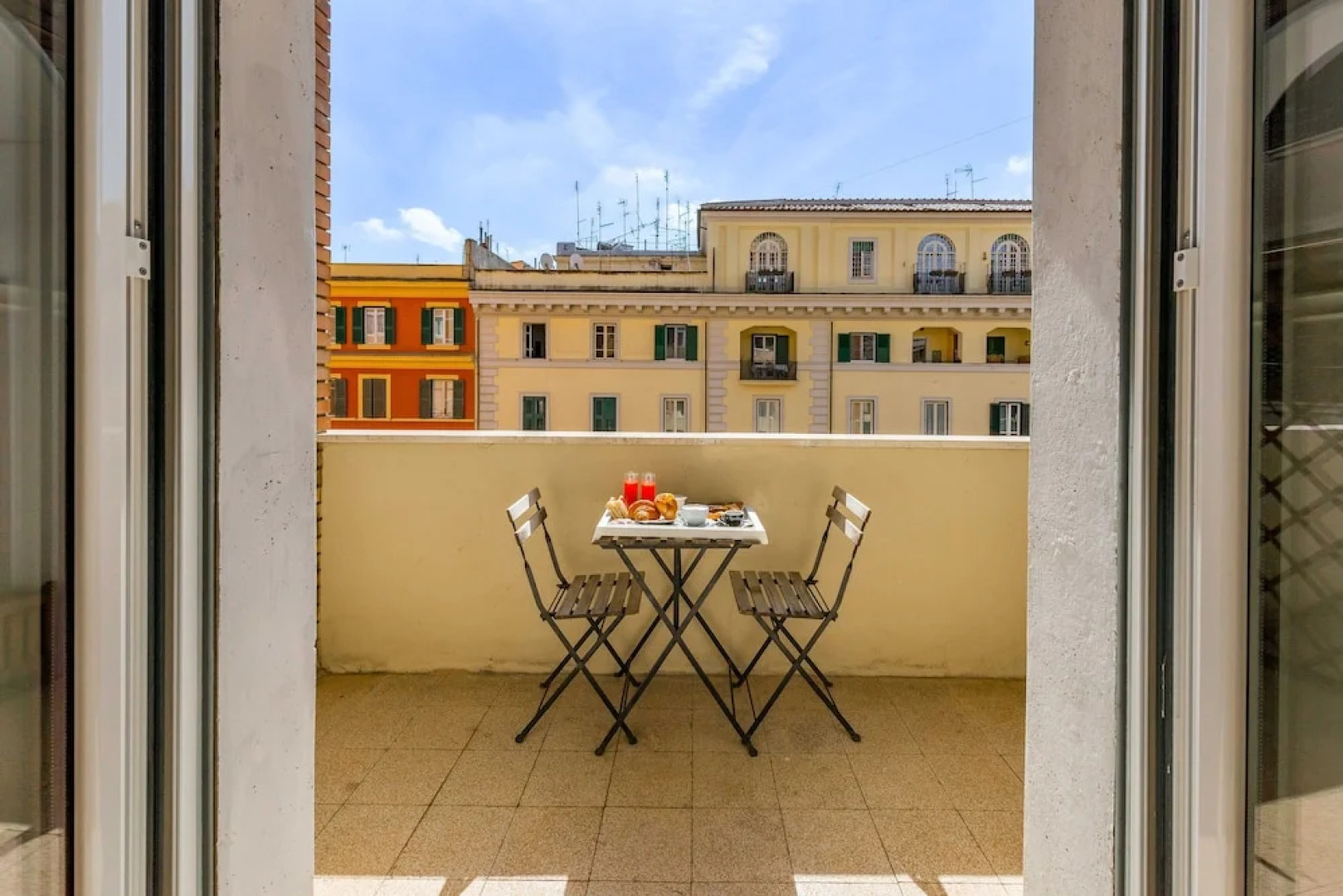 Un Attimo a Roma B&B