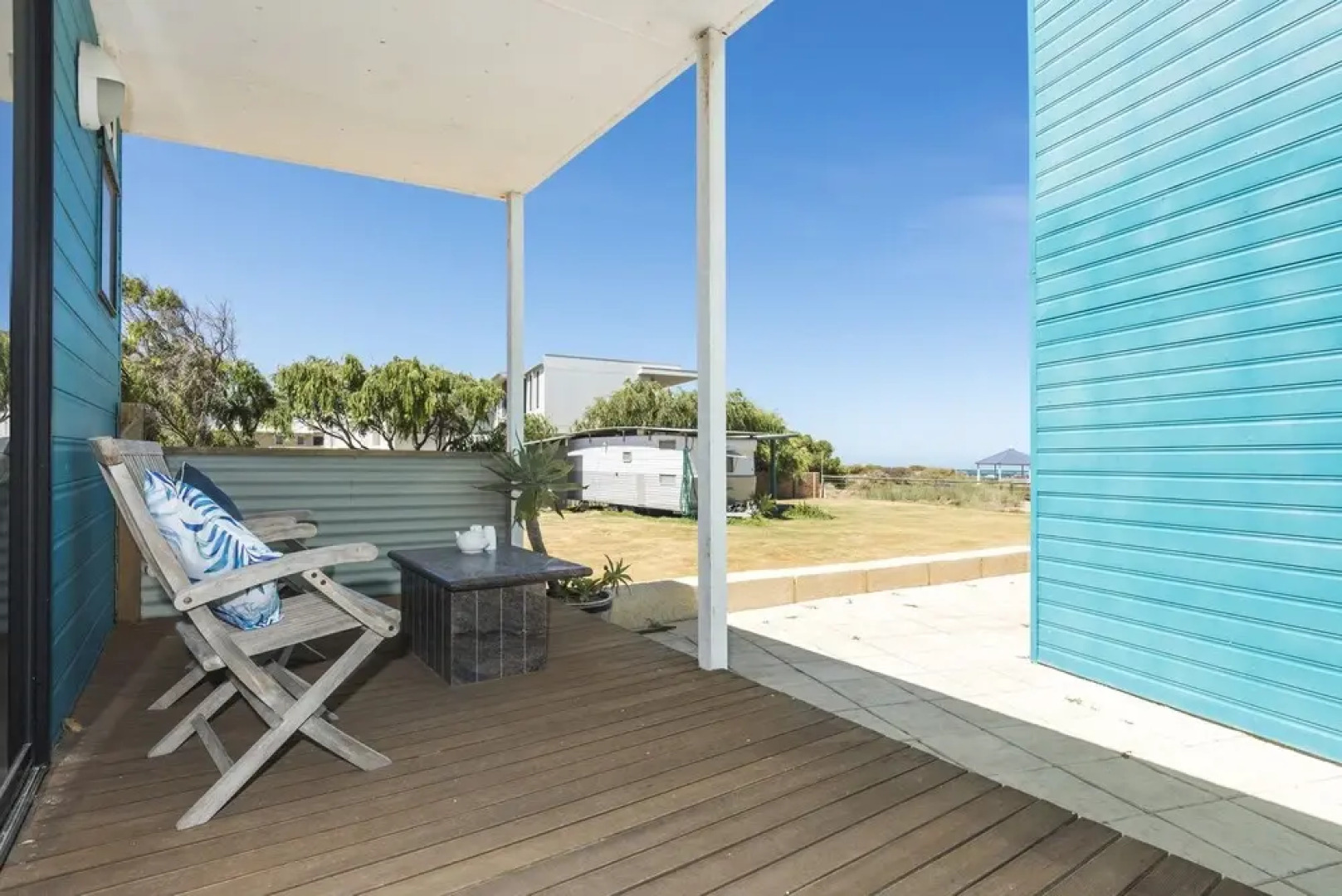 Wave House - Beach Front Lancelin