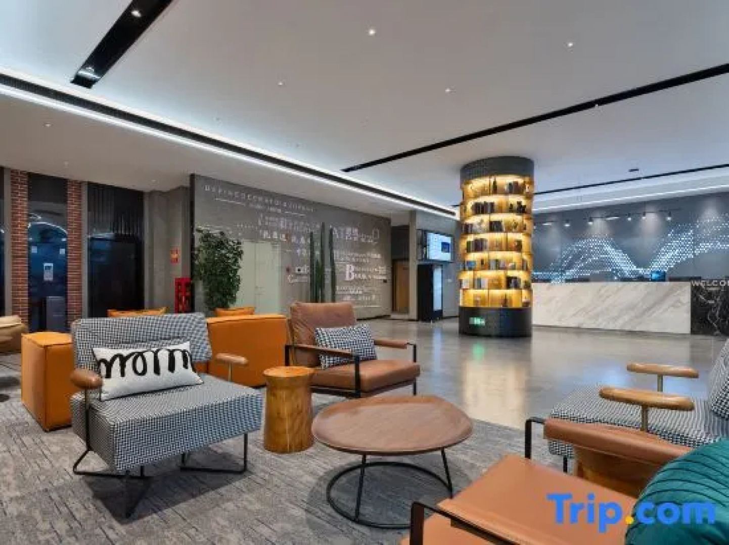 Enjoy Inn Hotel（Changjiang Store)