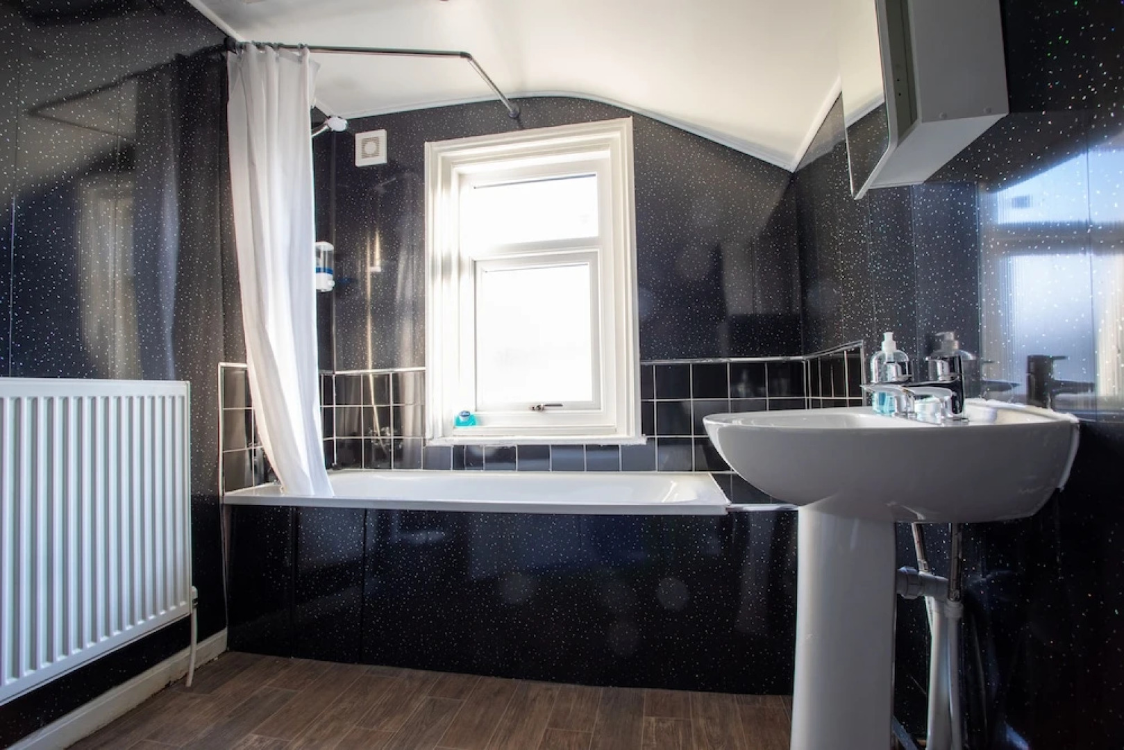 Old Barrington Arms Apartments