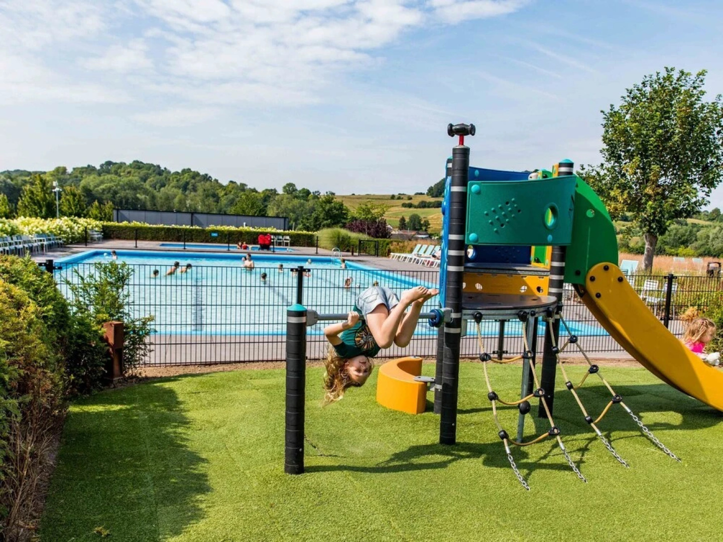 Luxurious Chalet with Outdoor Sauna, 5 Km. From Valkenburg