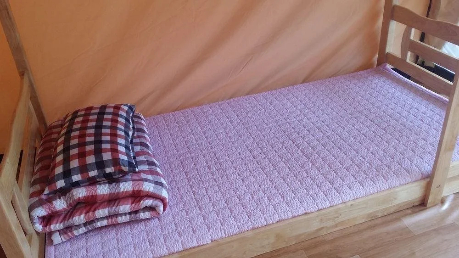 Blue Night Glamping House in Udo - Caravan Park