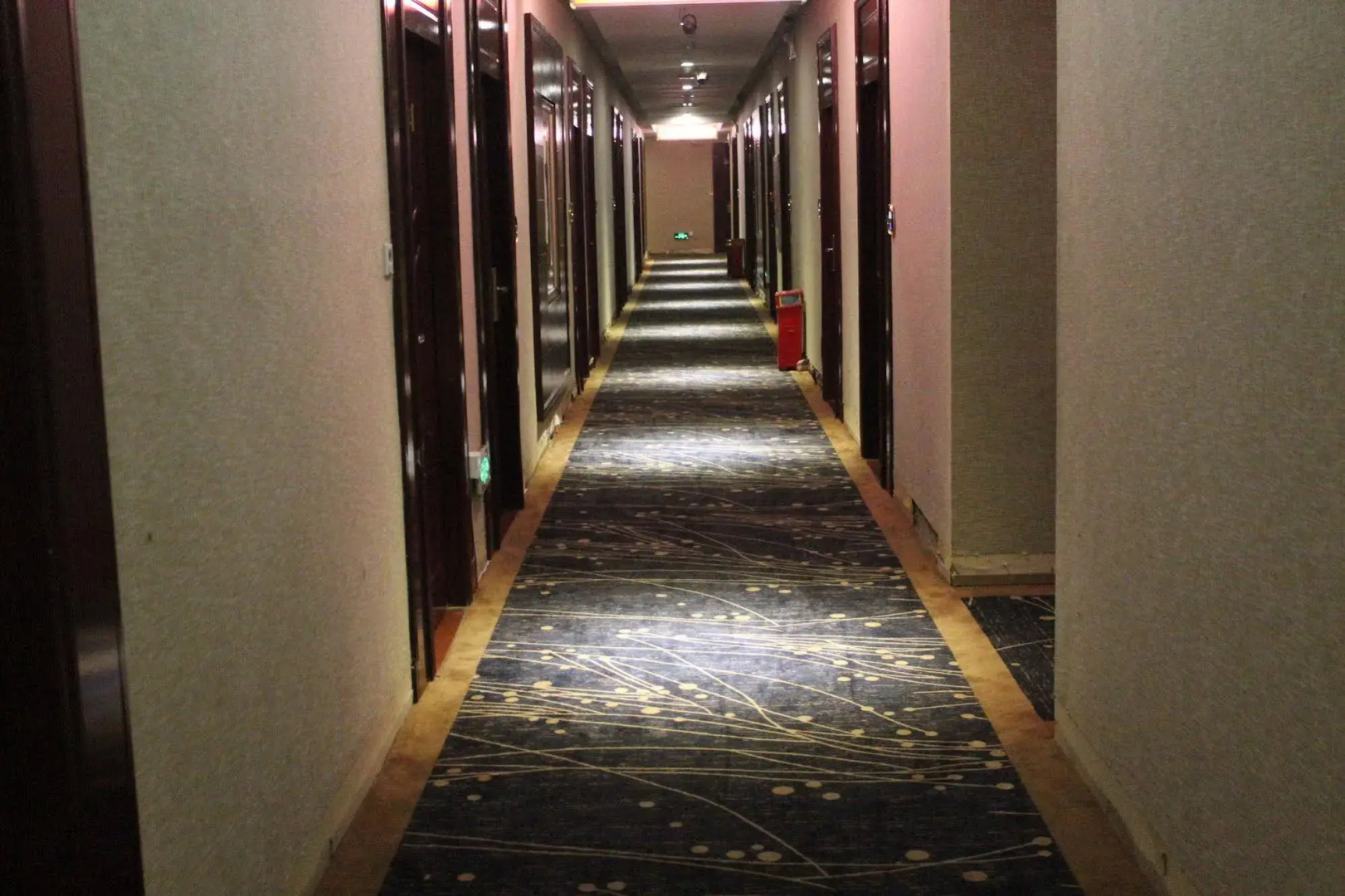 ZhongDa JinDu Hotel