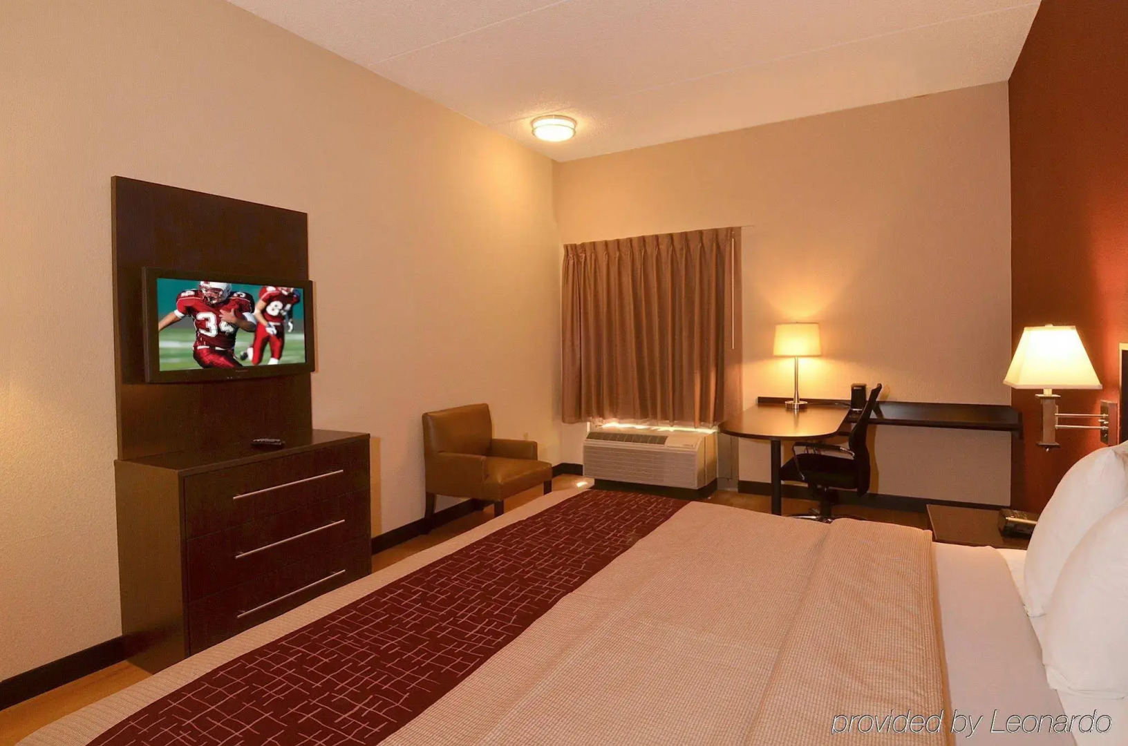 Red Roof Inn PLUS+ San Antonio Downtown - Riverwalk