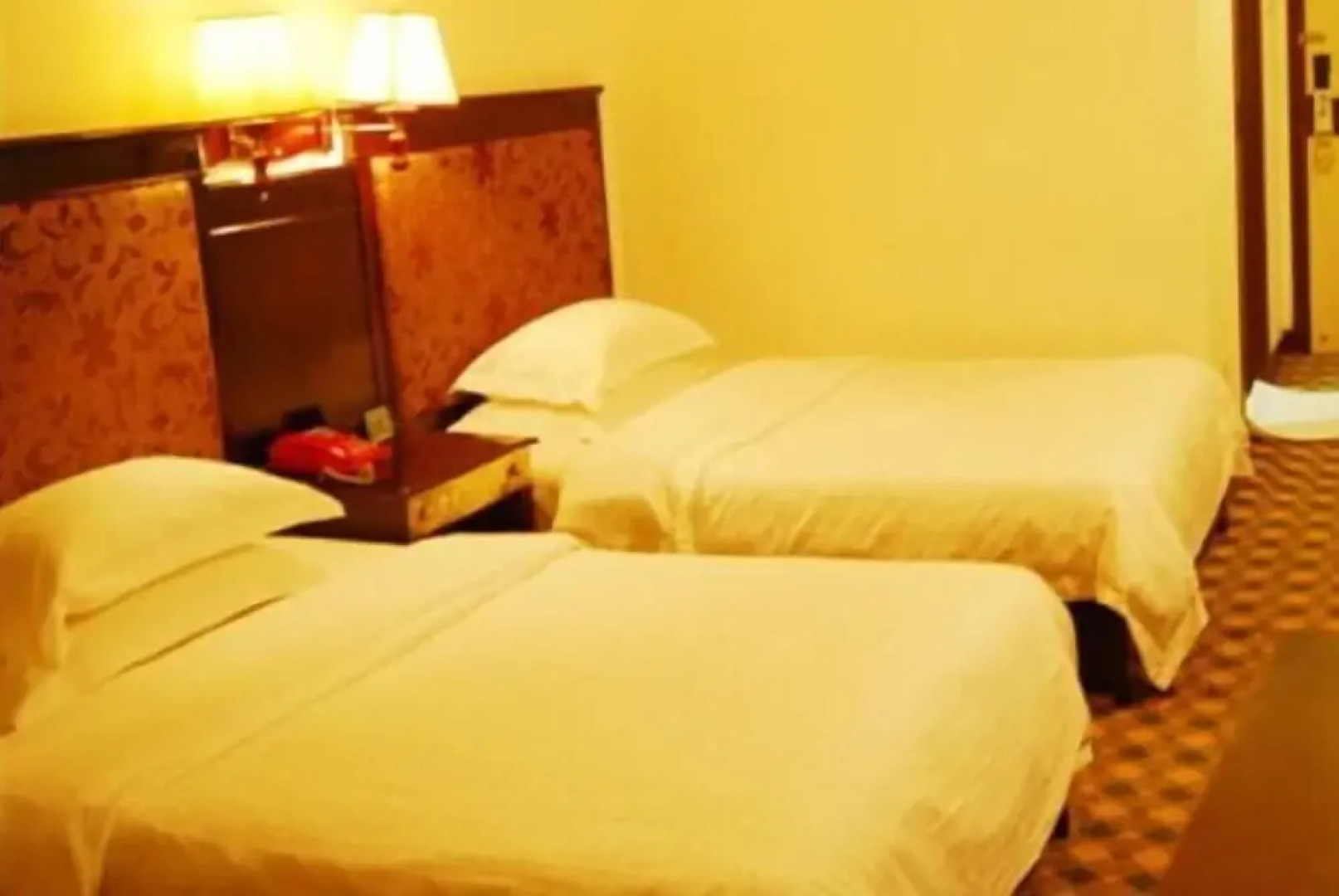 Sunshine Hotel
