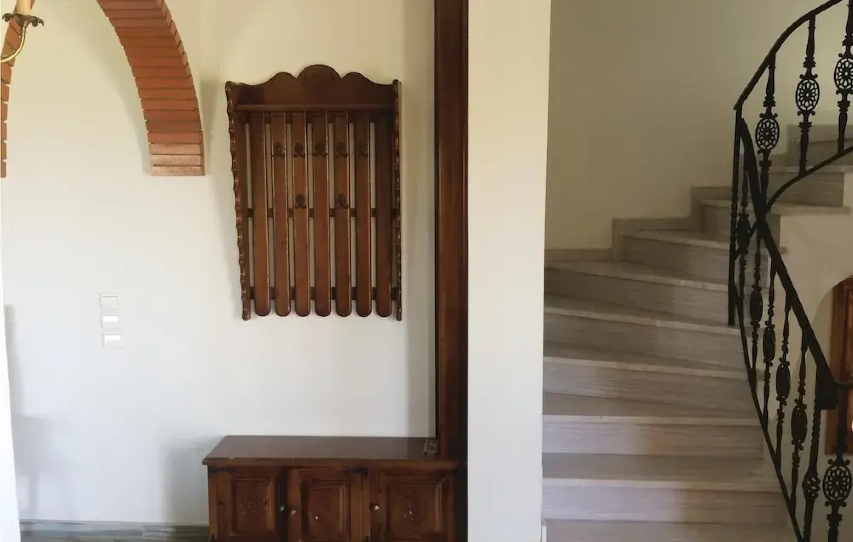 Awesome Home in Kato Assos Peloponne With Wifi and 5 Bedrooms