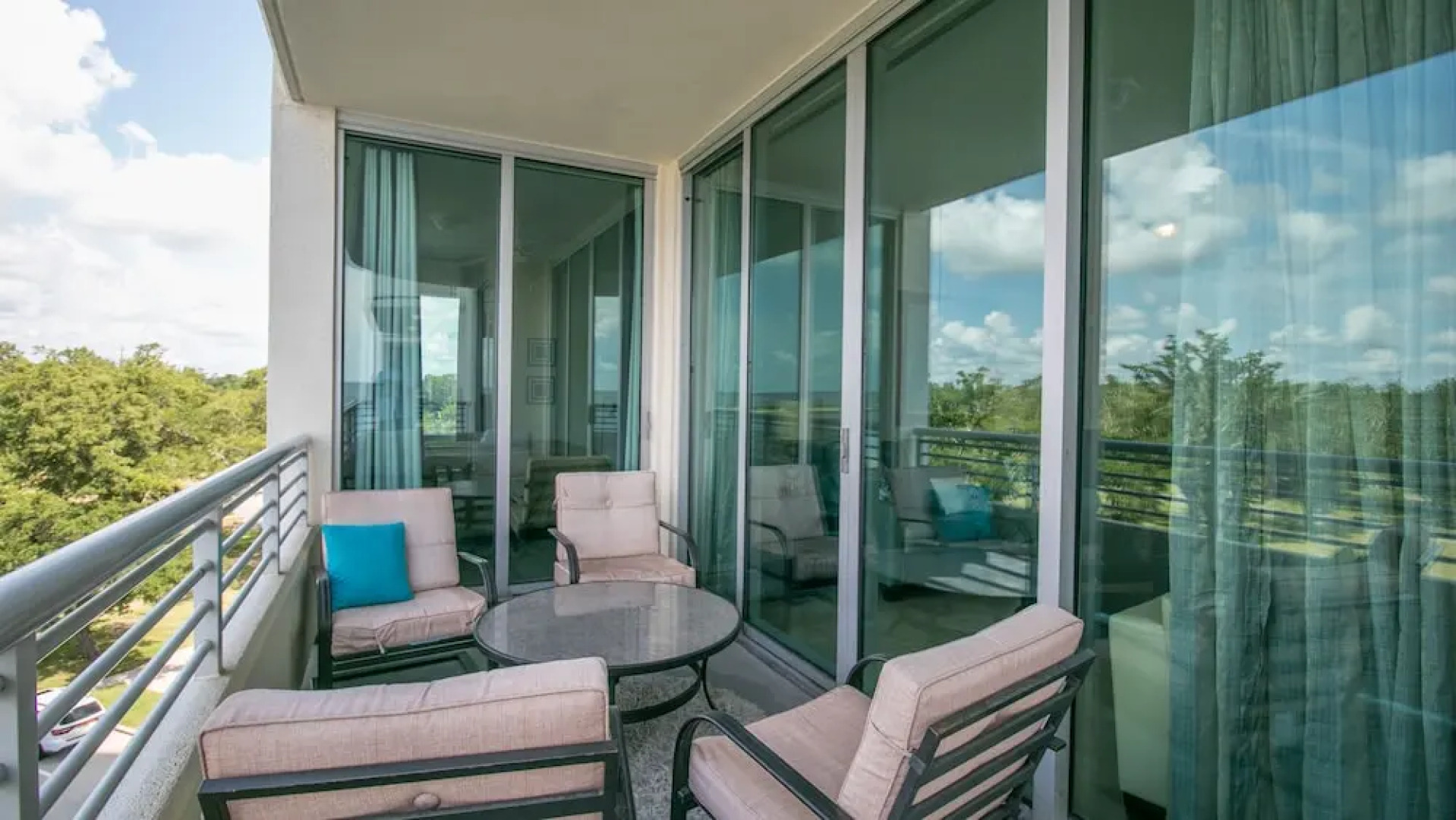 Ocean Club-Ocean Club 301