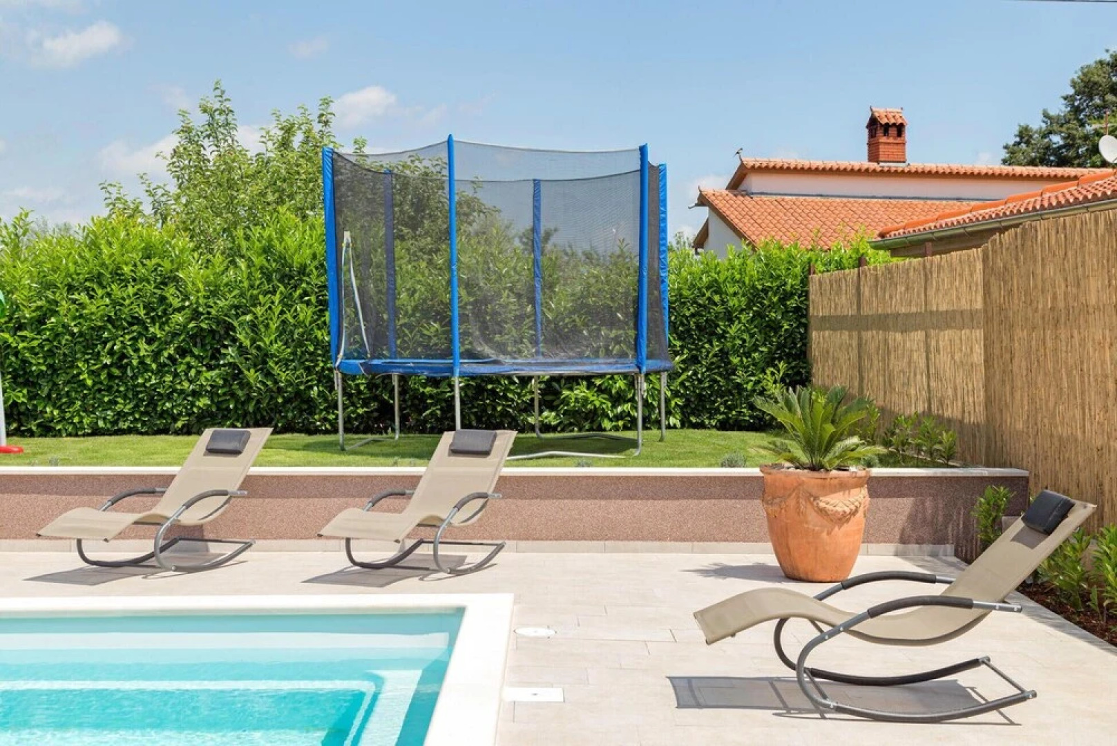 Awesome Home in Loborika With Wifi and 4 Bedrooms