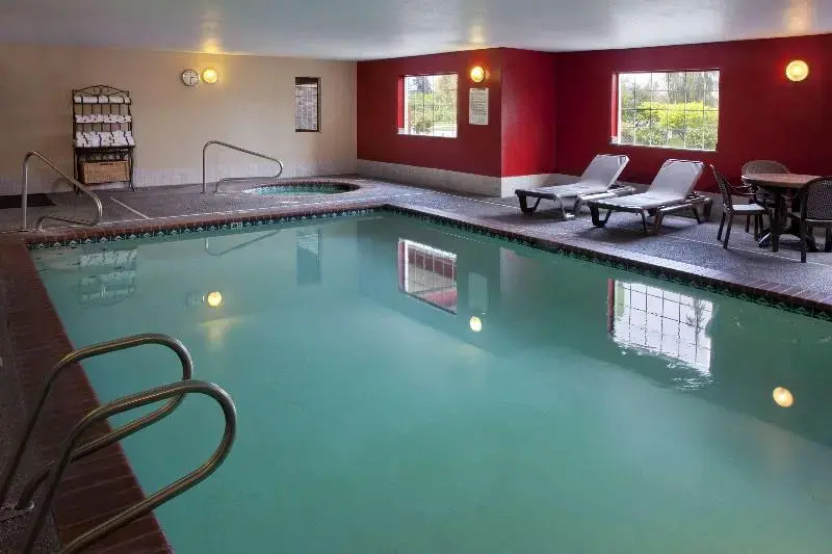 Red Lion Inn & Suites Kent Seattle Area