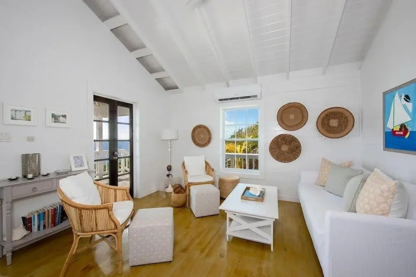 Palm Bluff 2 Bedroom Cottage