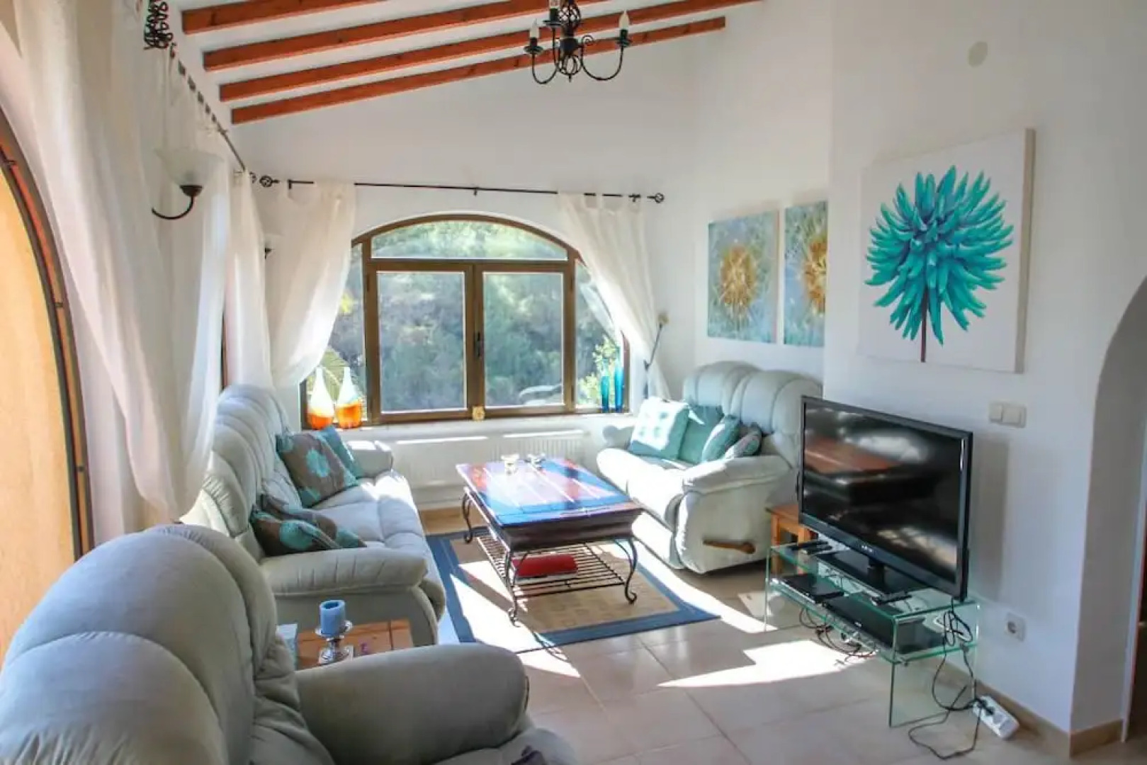 Sola - pretty holiday property with garden and private pool in Benissa