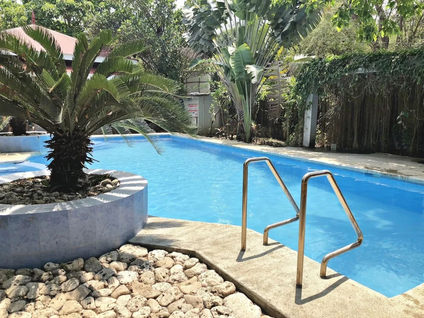 The Pelican's Resort