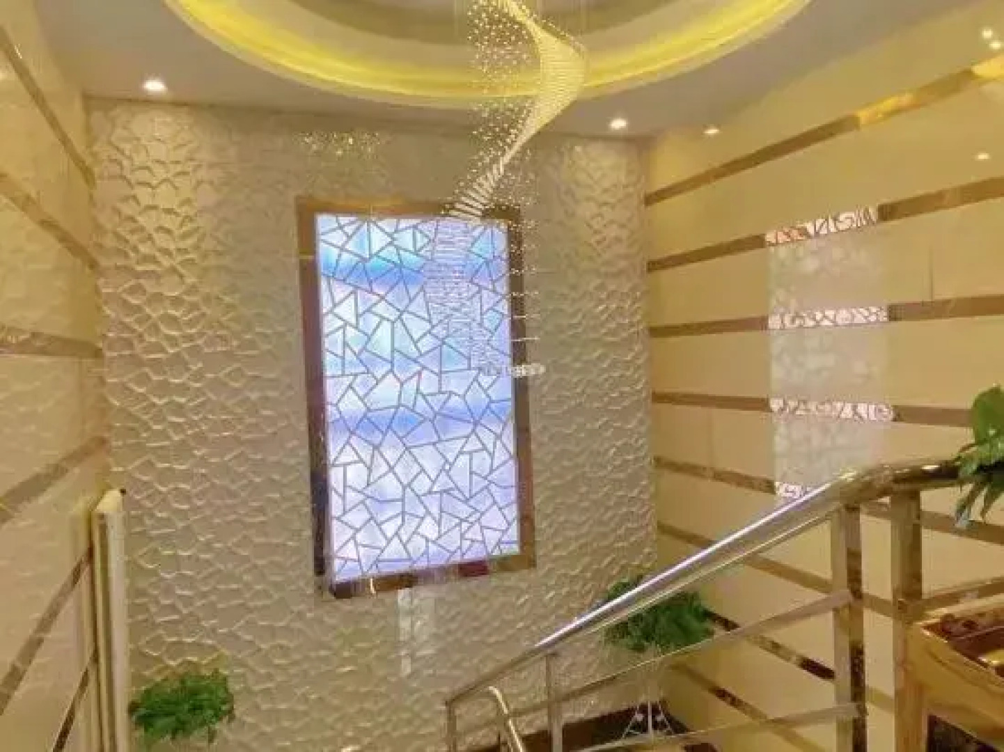 Dingxi Leju Business Hotel (Zhonghua Road)