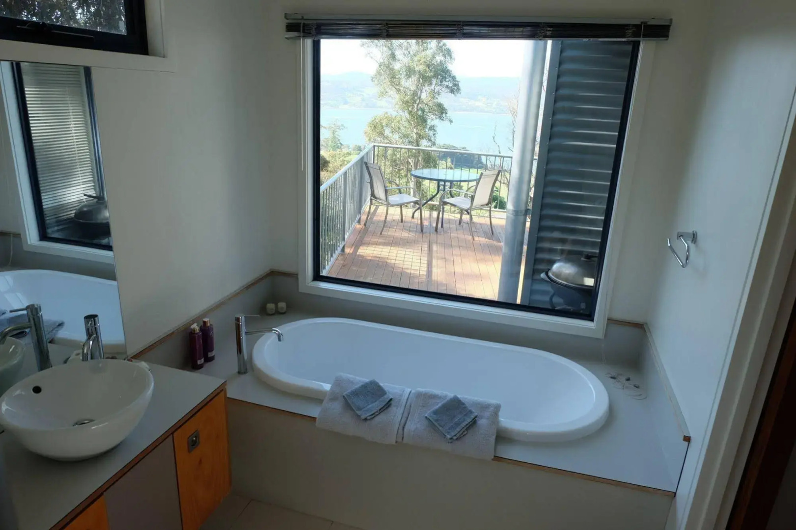 Armalong Winery Chalets