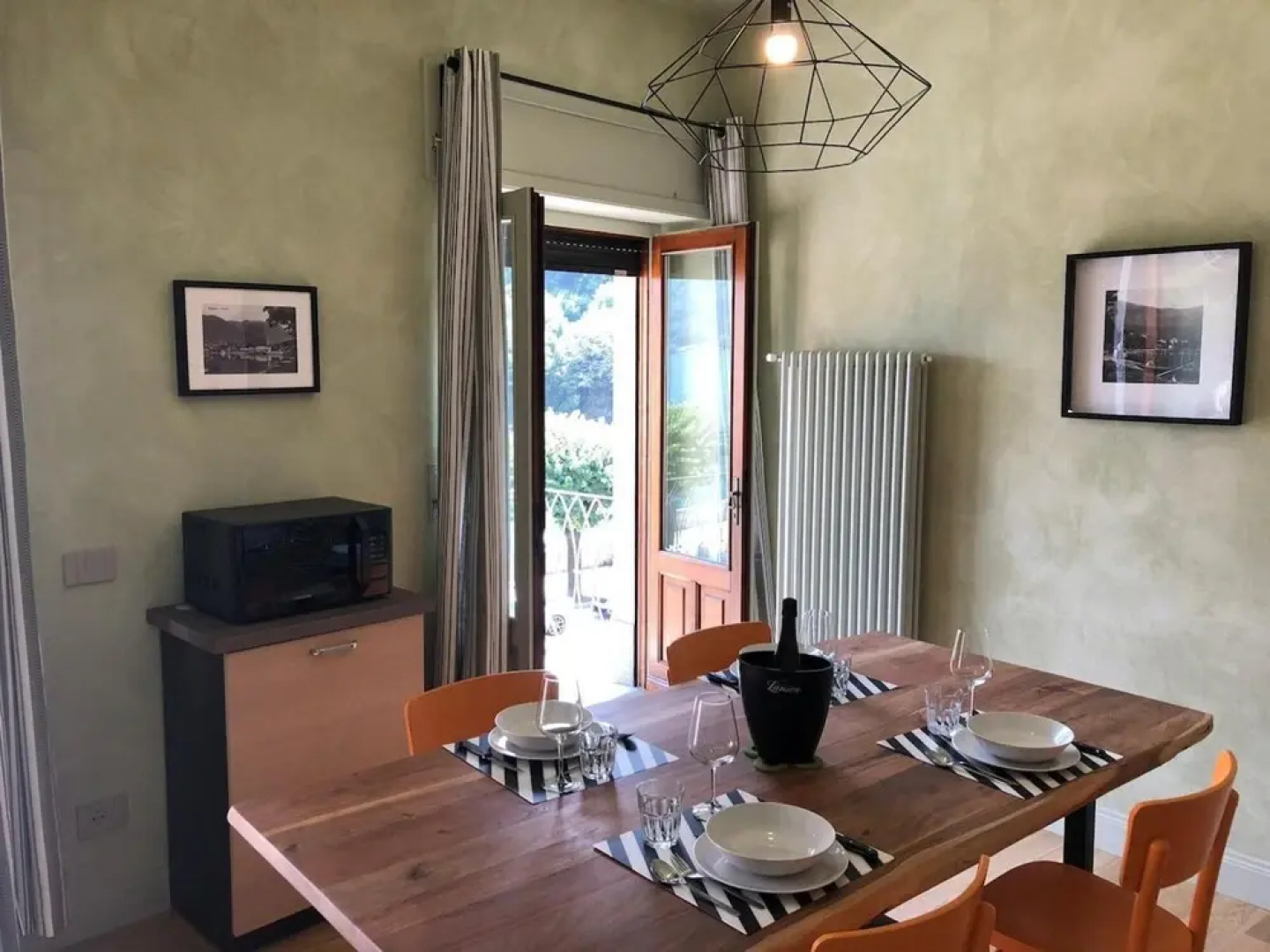 Carola B Tastefully Furnished Apartment Lakefront