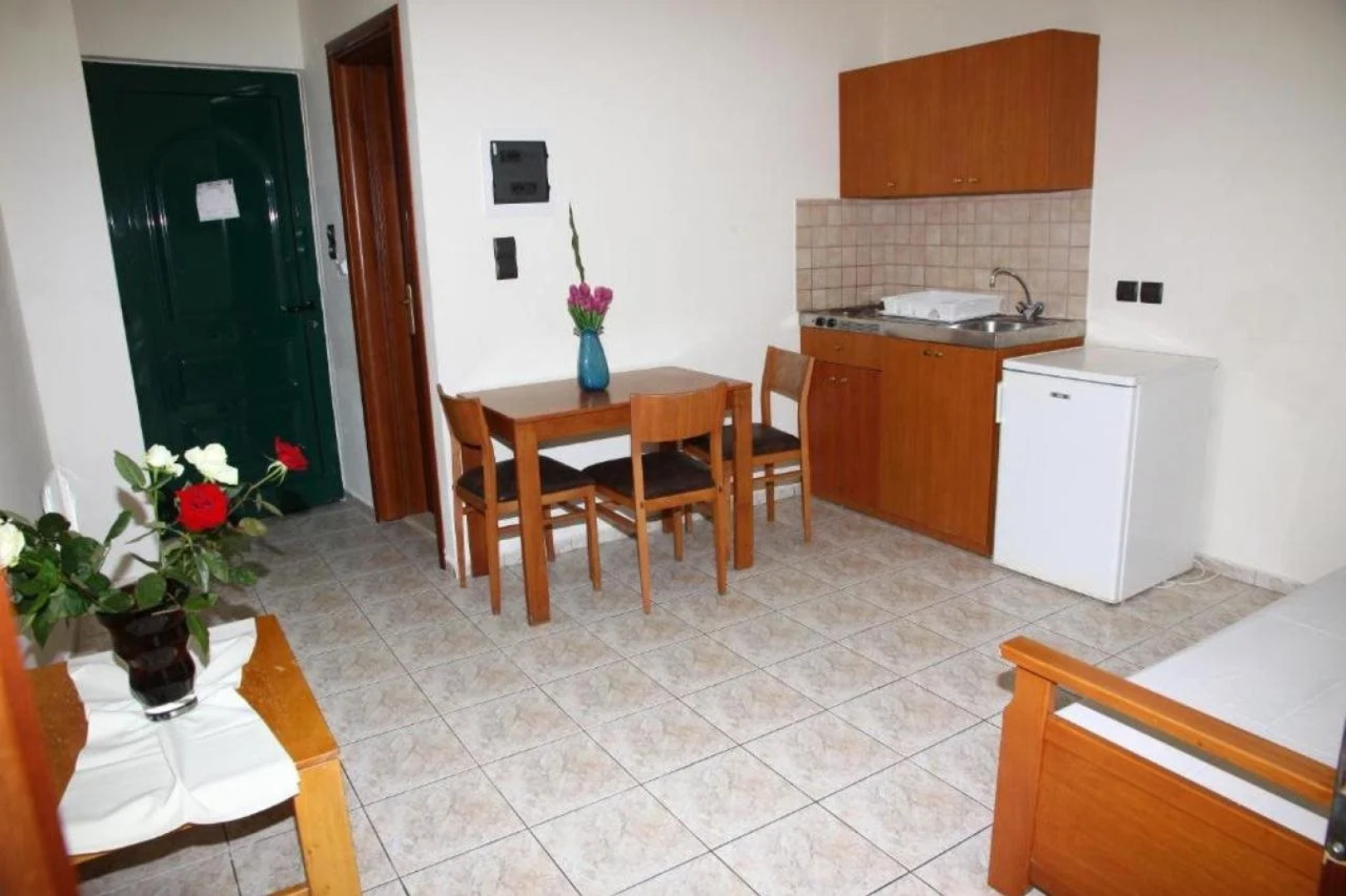 DIAS Hotel & Apartments