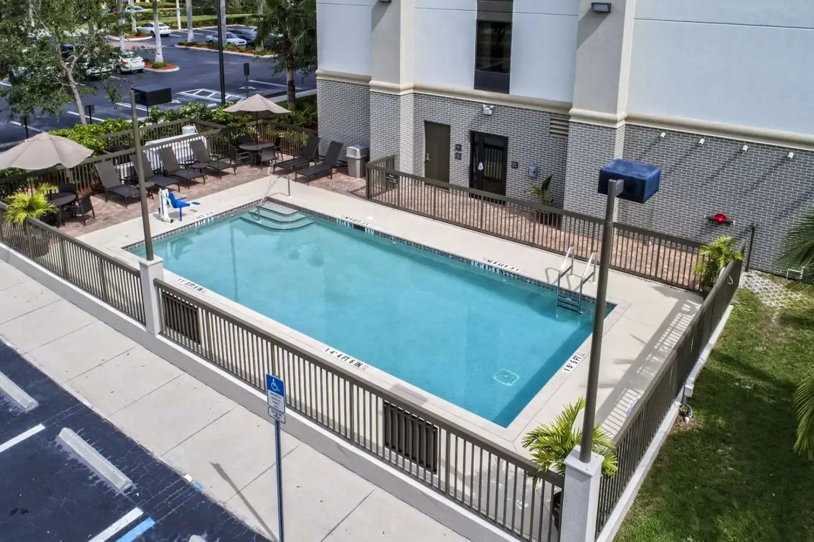 Hampton Inn & Suites Fort Myers-Estero/FGCU
