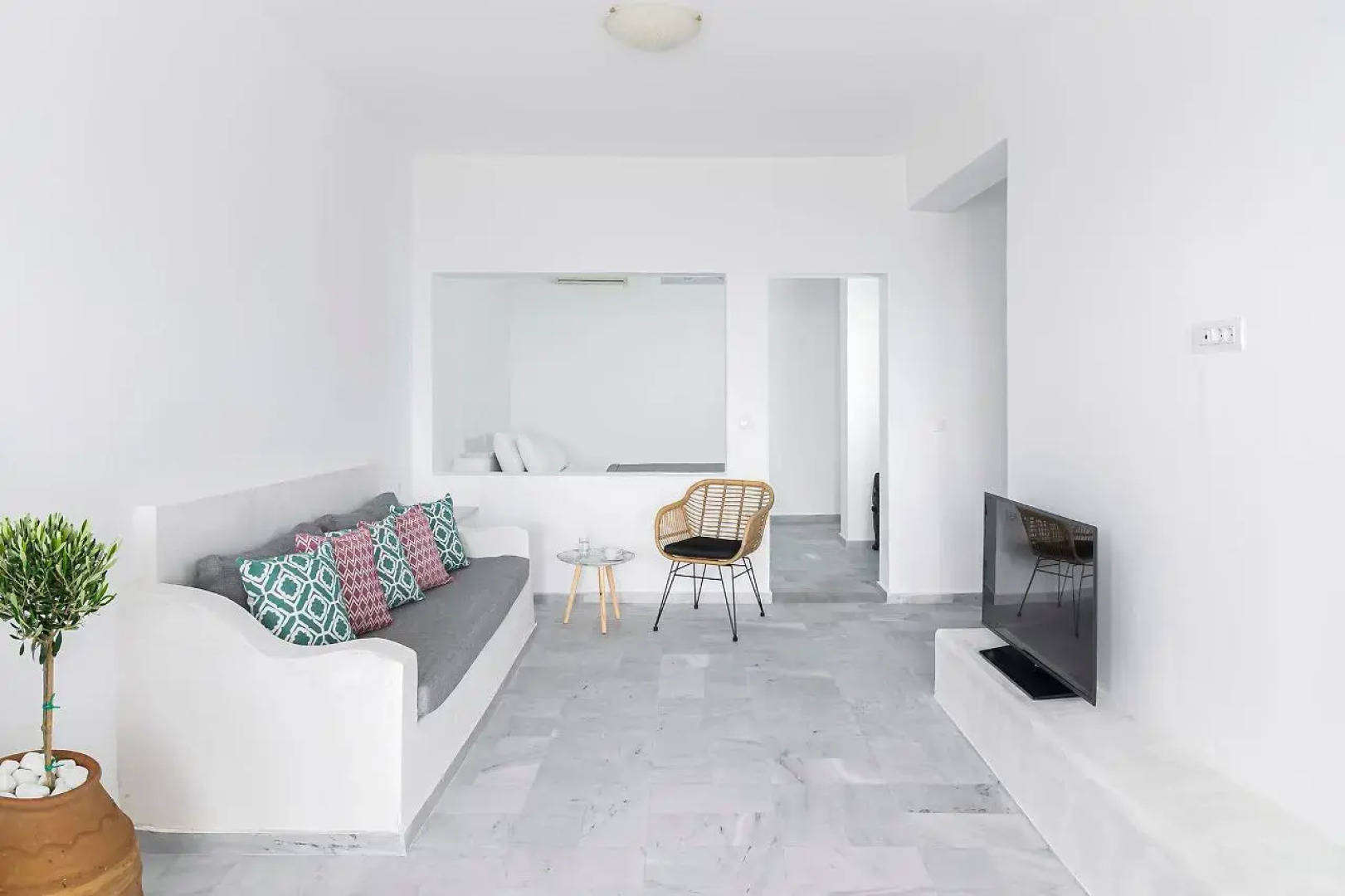 Phaos Santorini Suites