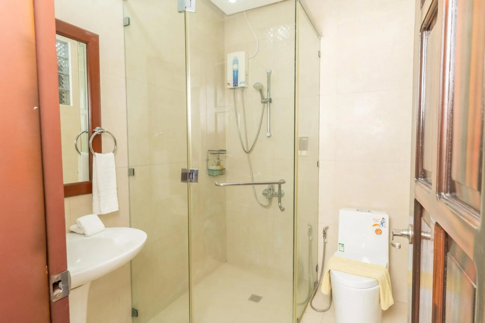 Costa Palawan Resort