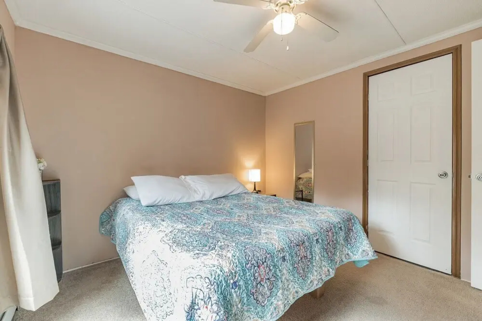 Pocono Family Home With Lake Access & Fire Pit! Pet Friendly! 3 Bedroom Cabin by Redawning