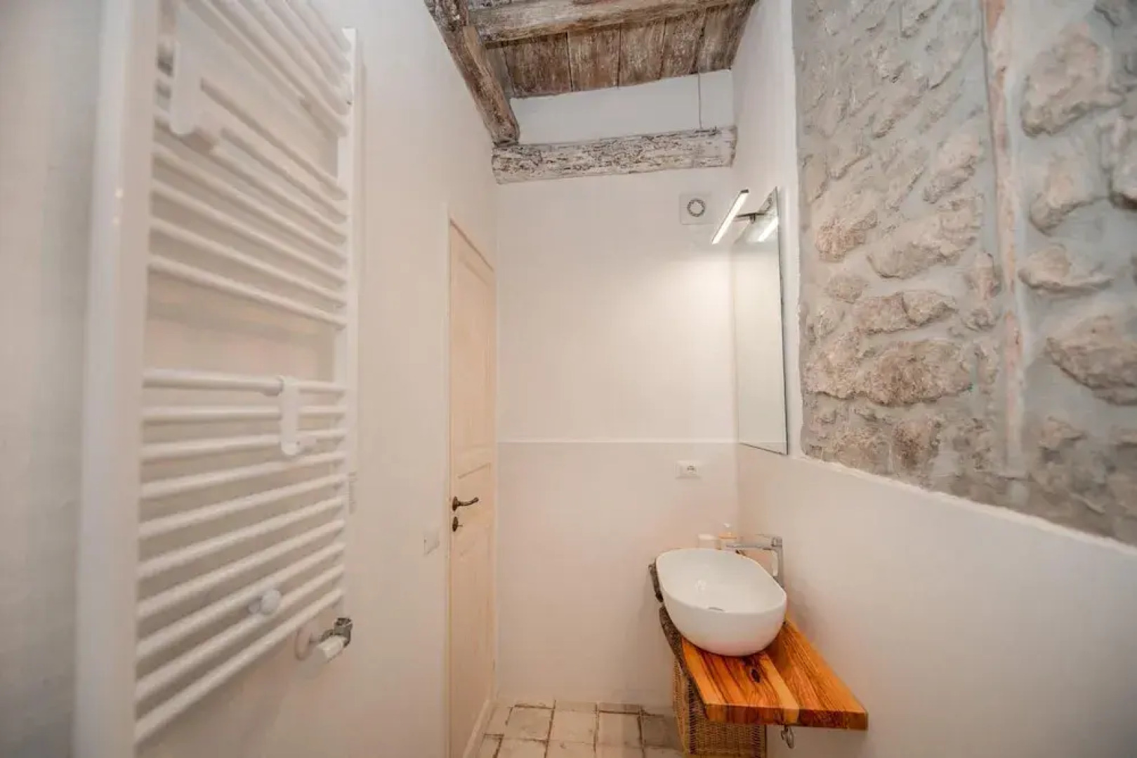 Big Family Villa in Rome Countryside