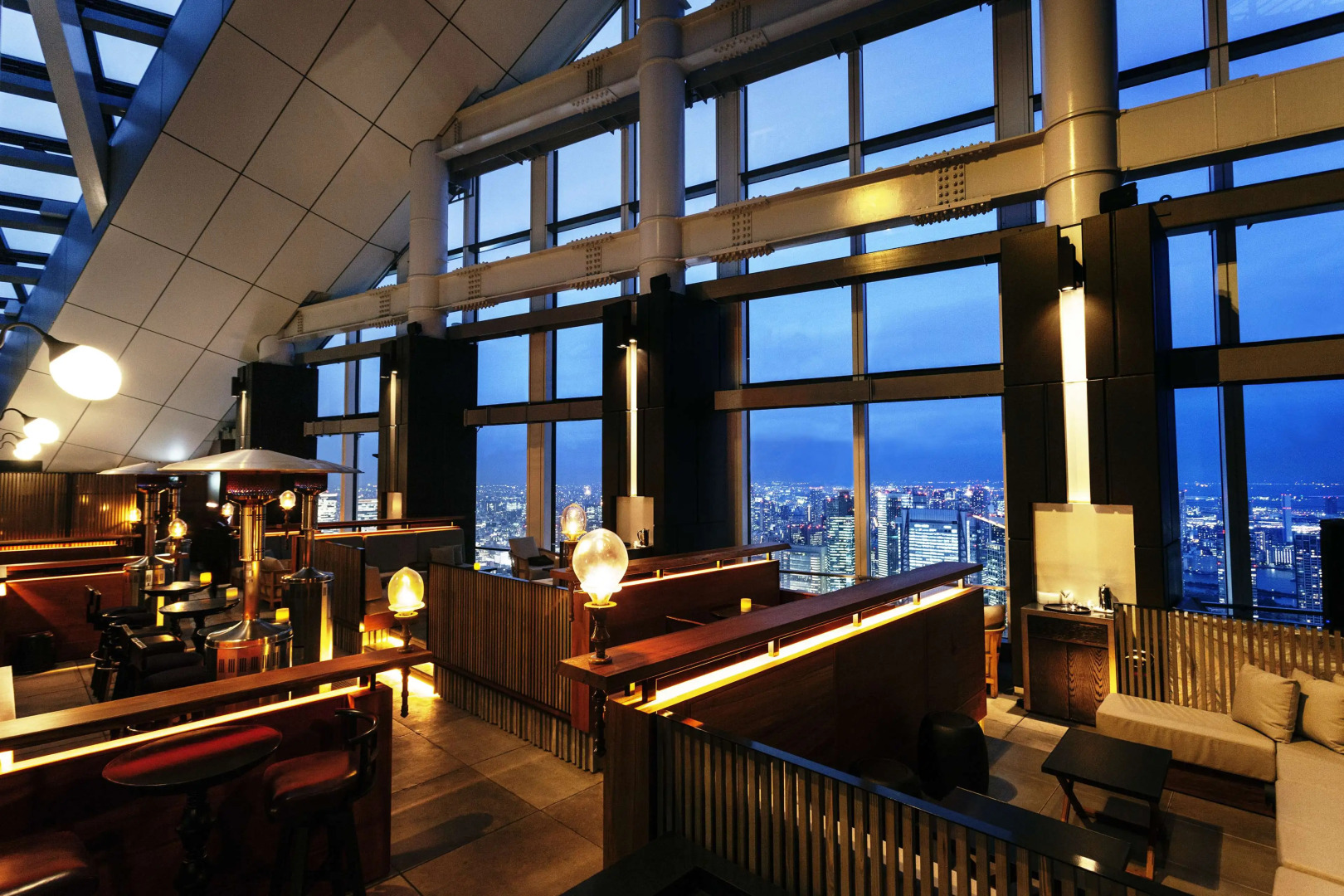 Отель Andaz Tokyo Toranomon Hills