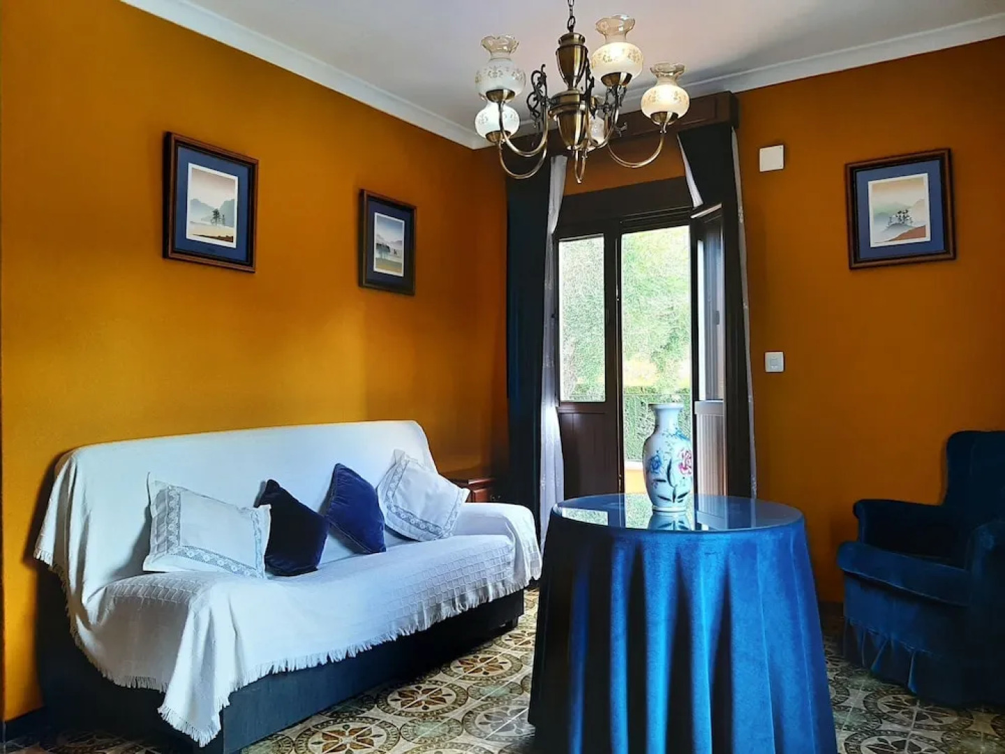 Holiday Home With Views Over the Valley & Private Pool