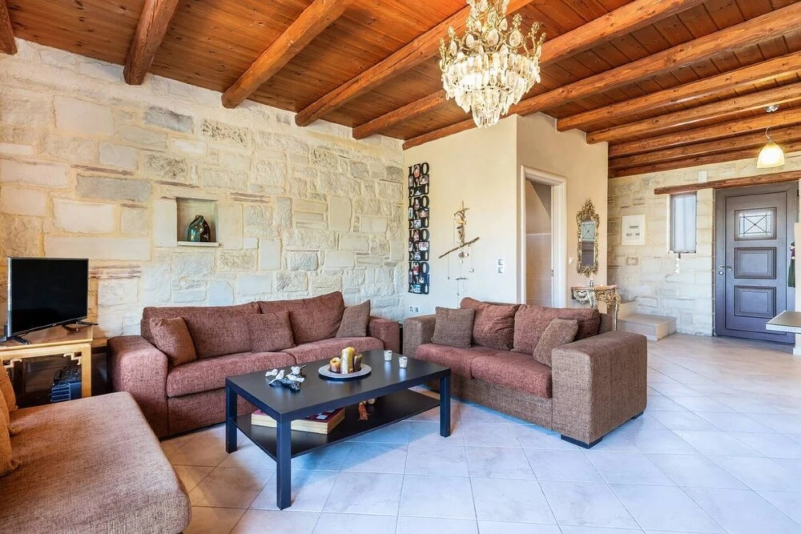 Spiliainn Chania...!