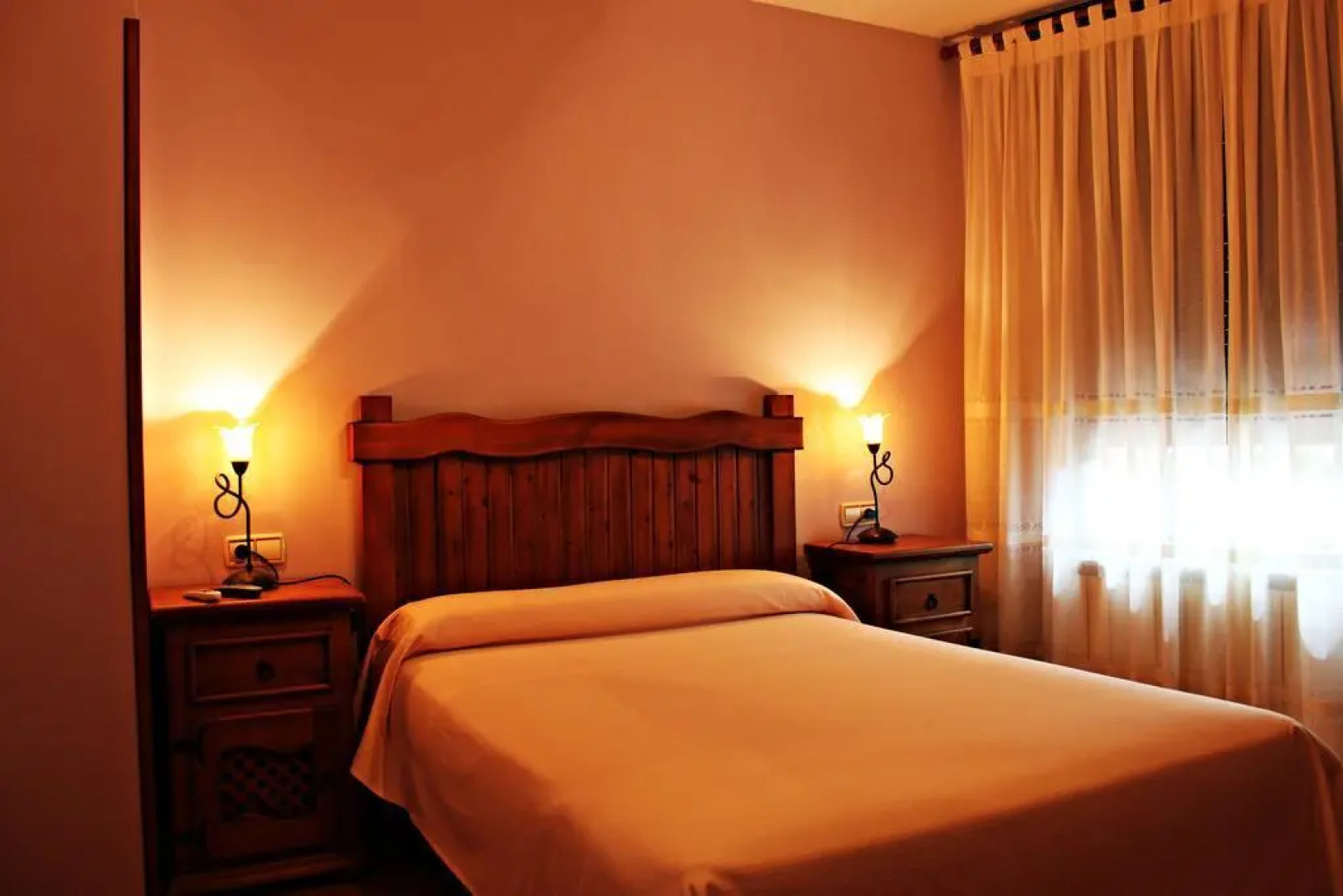 Hotel Rural Tirontillana