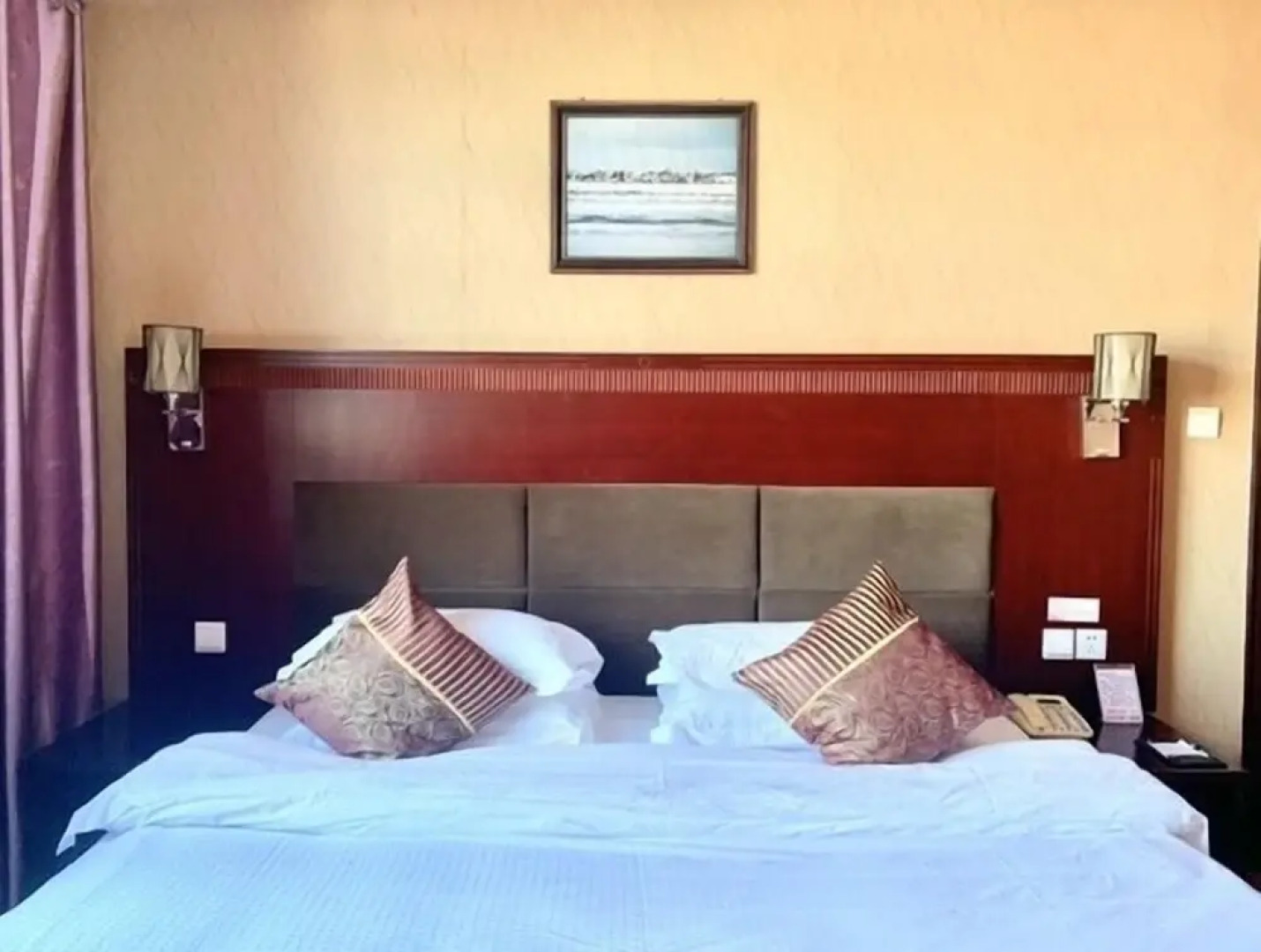 Jinri Business Hotel