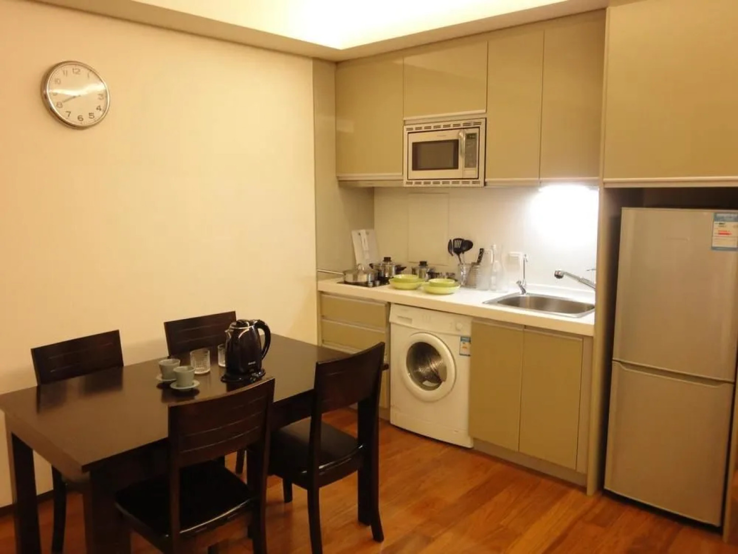 Tianjin Tower Jinhai Senior Hotel Apartment