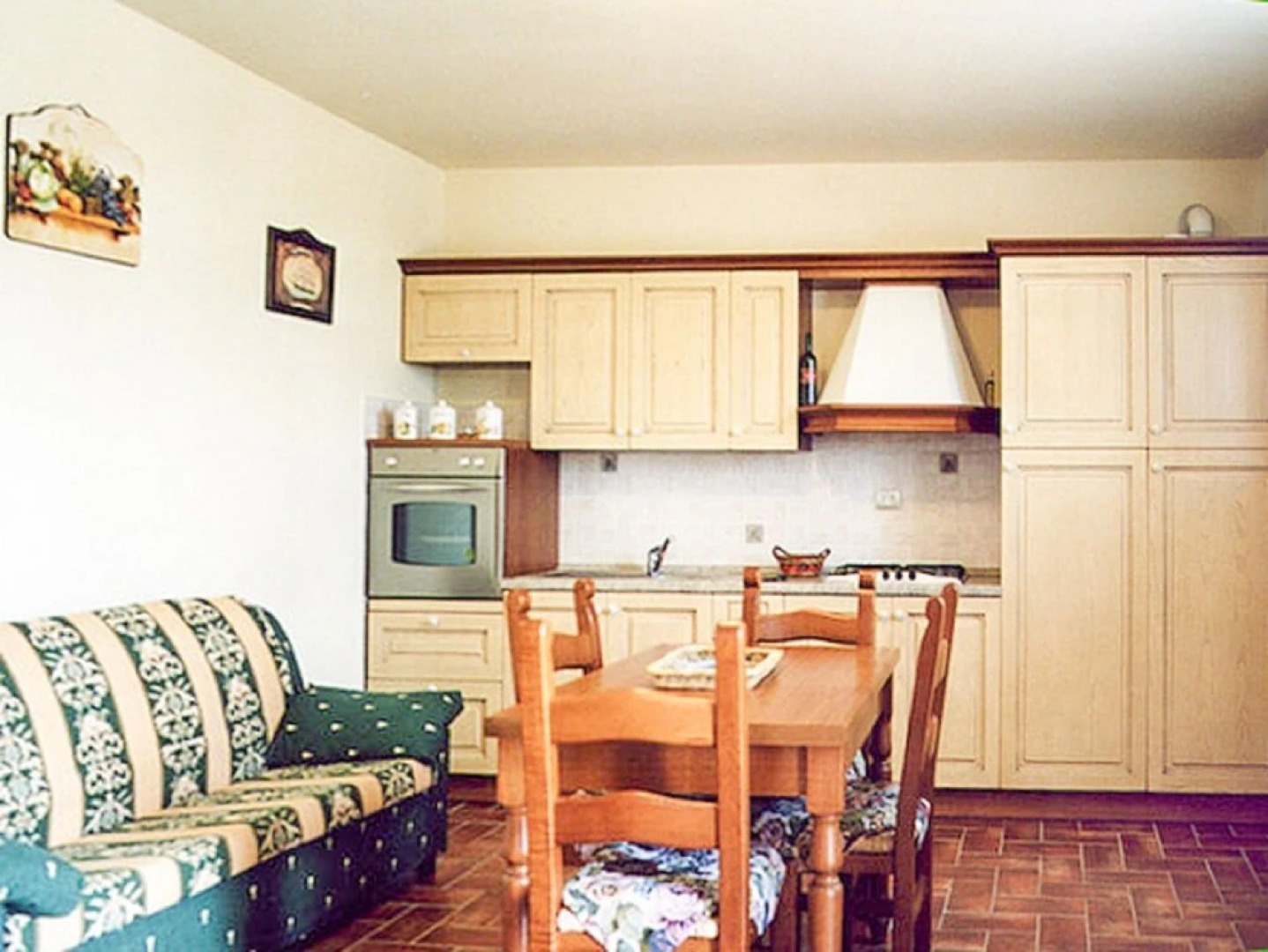 The Ivy Apartment in a Farmhouse