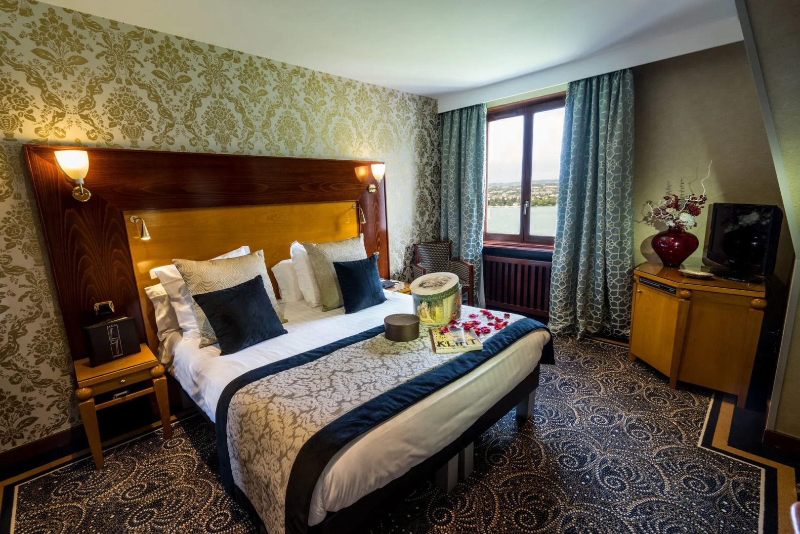 Les Tresoms Lake and Spa Resort