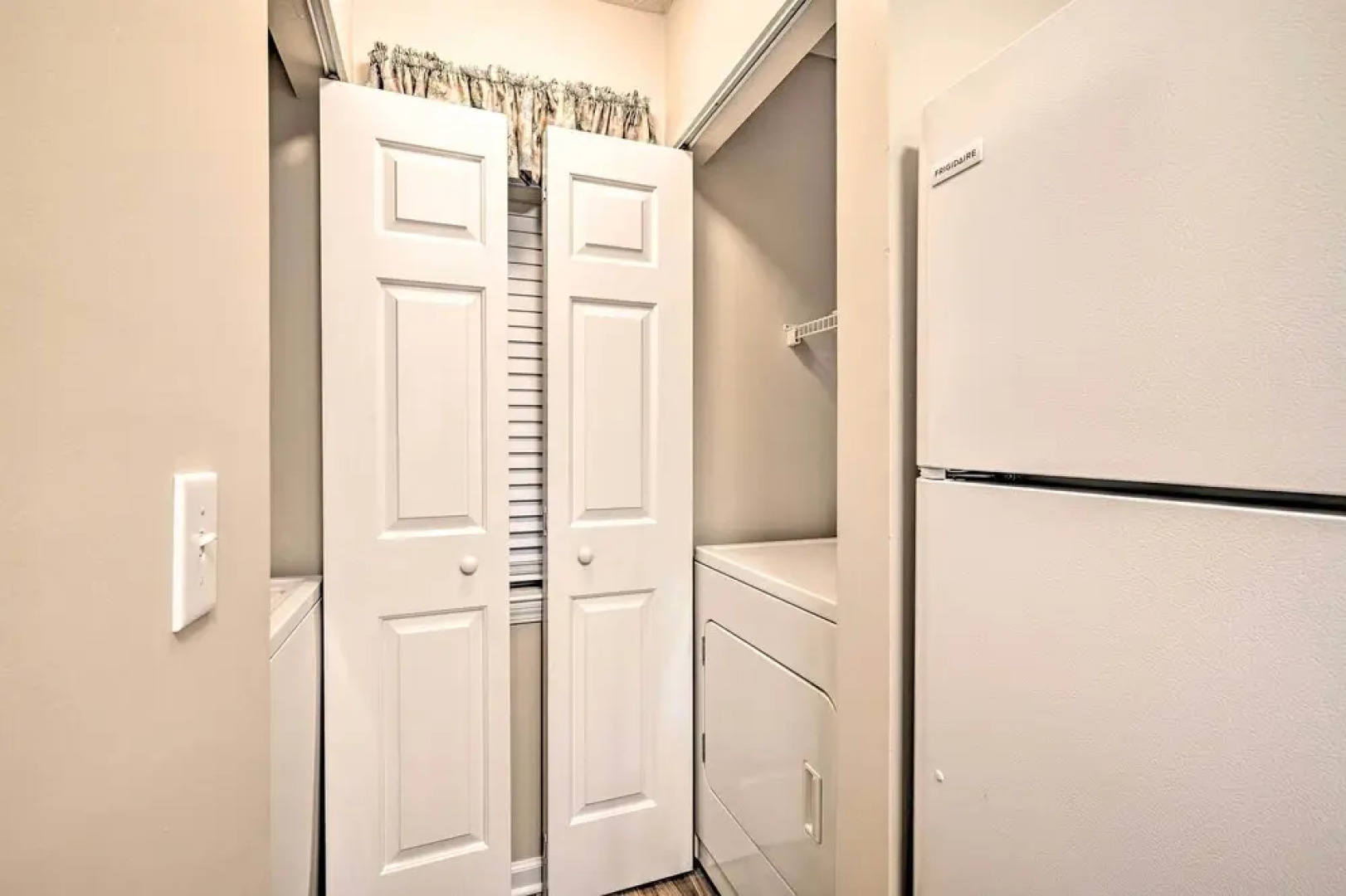 True Blue Golf Resort Condo - 3 Mi to Beach!