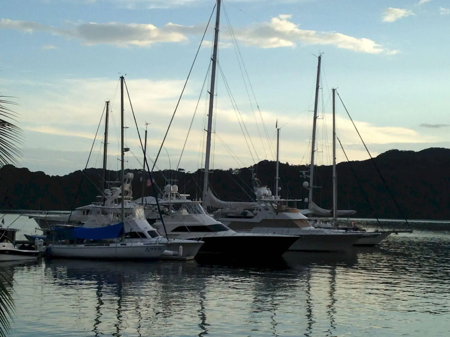 Fish Hook Marina & Lodge