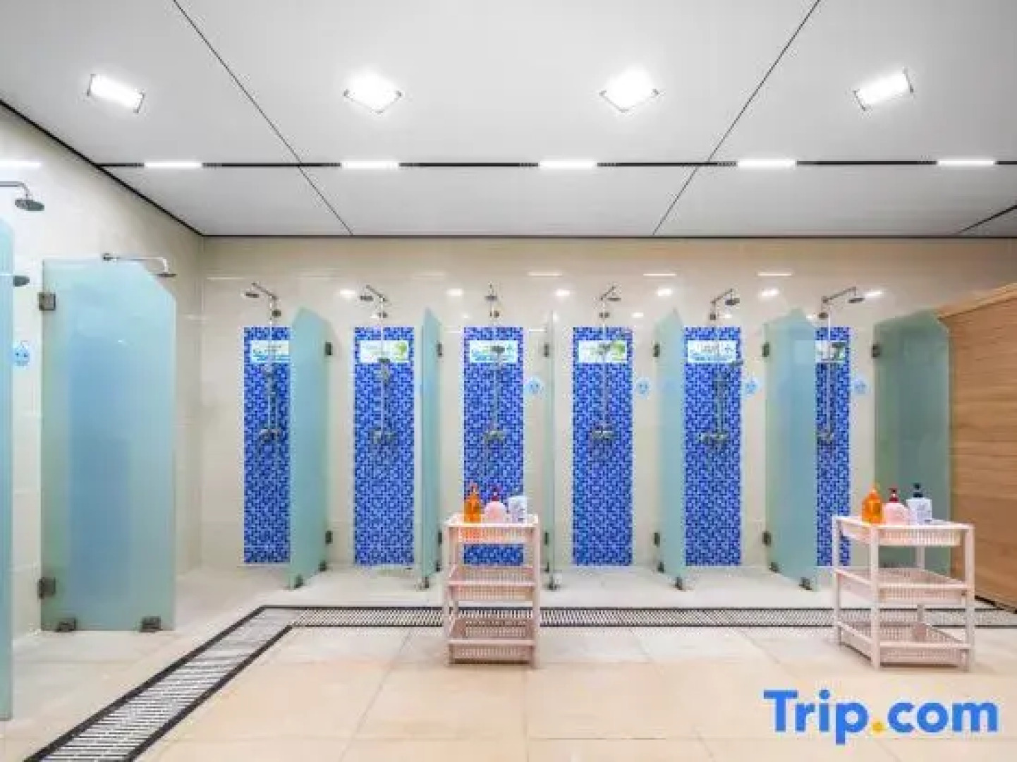 Xiushuiwan Business Hotel