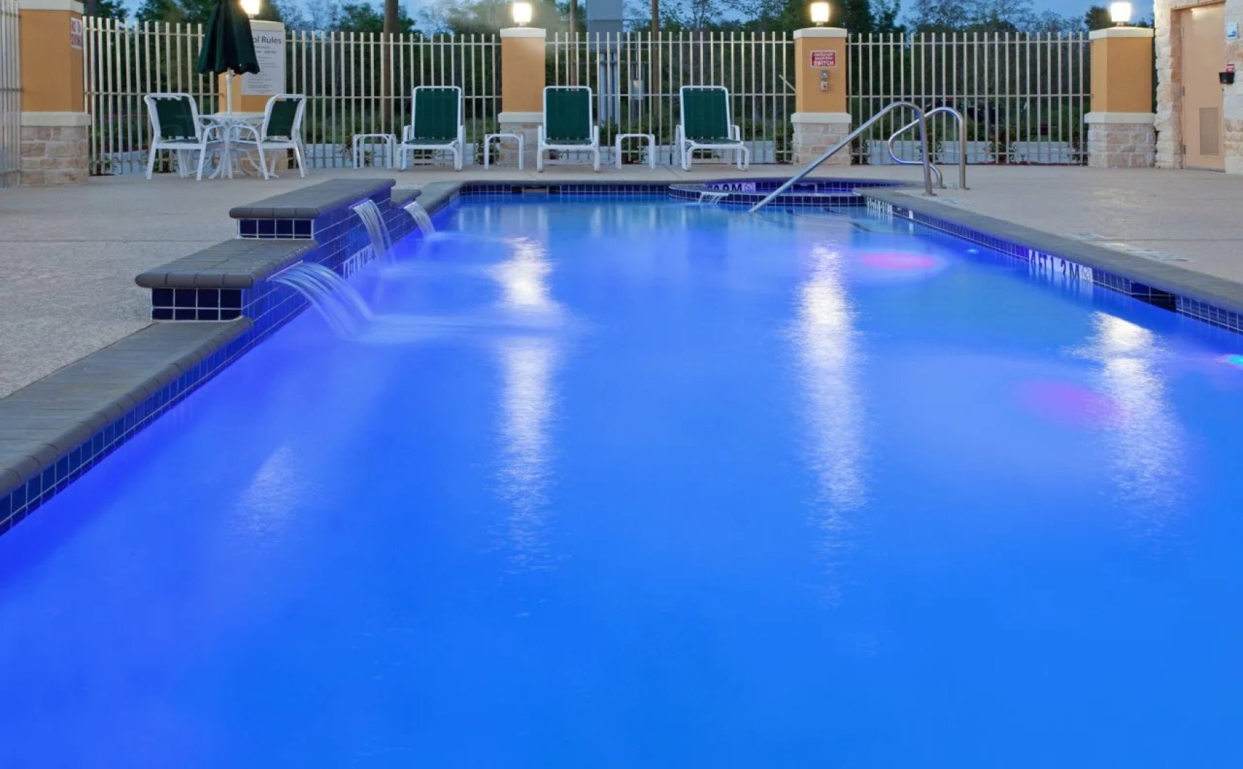 Holiday Inn Express & Suites Houston West - Katy by IHG