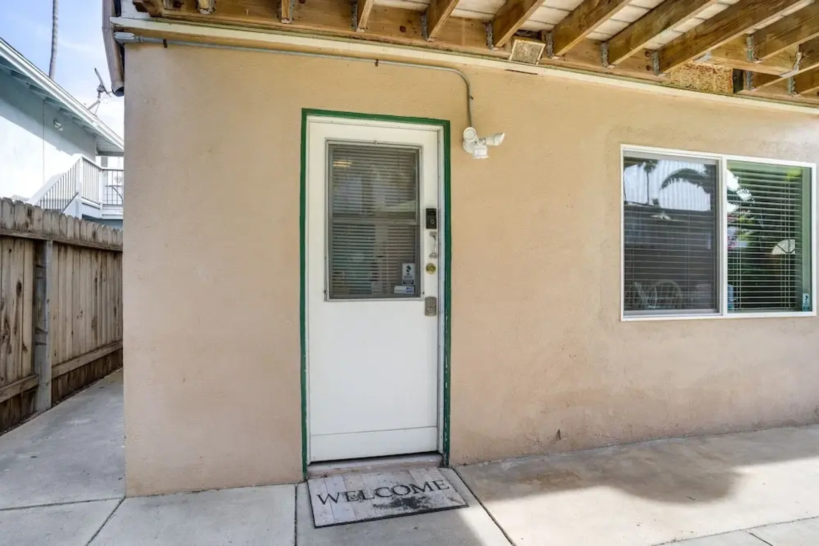Viva Ventura: Duplex With Patio - Walk to Beach!