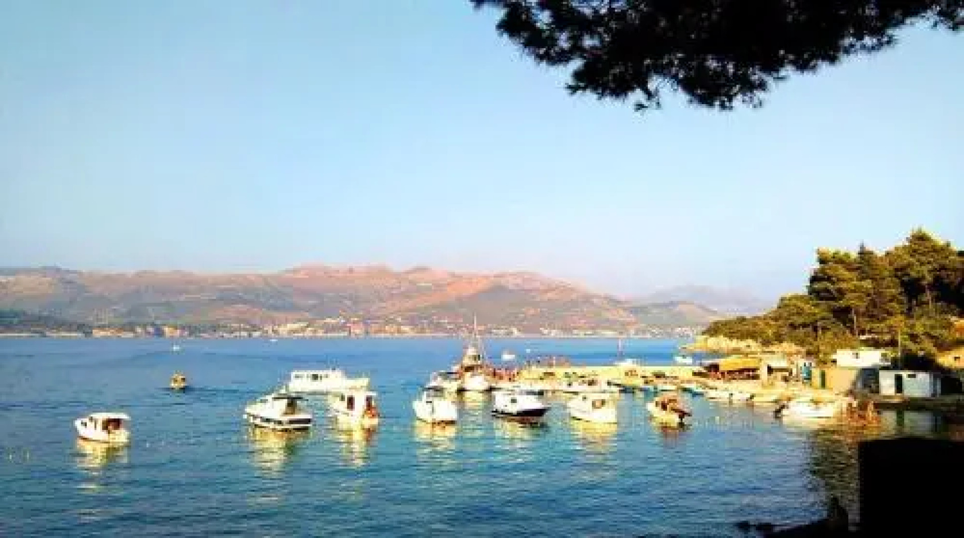 Sandy Beach Apartments