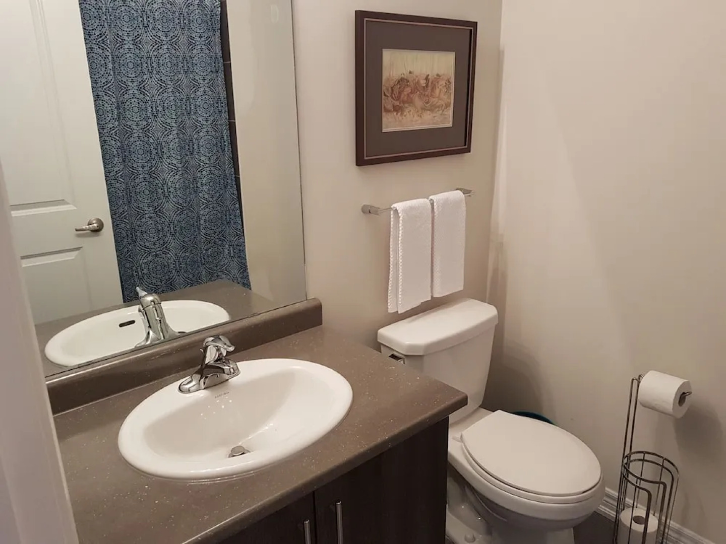 Private Waterview Town House