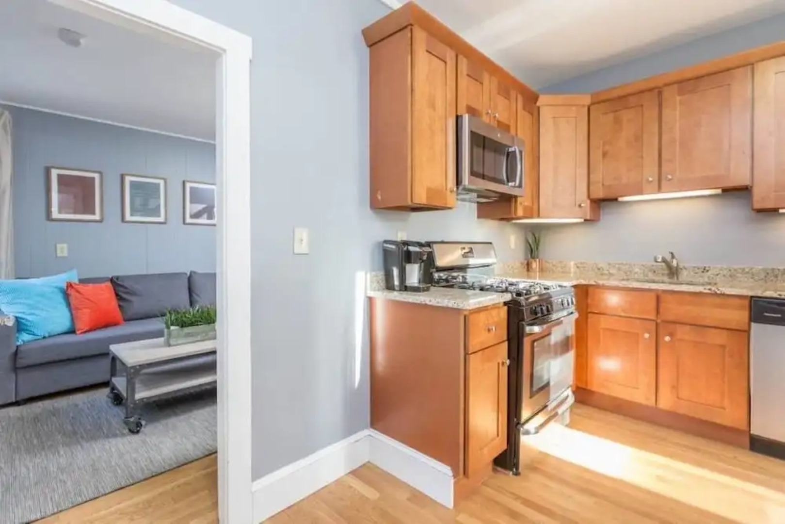 Charming 2BR in the Heart of Little Italy
