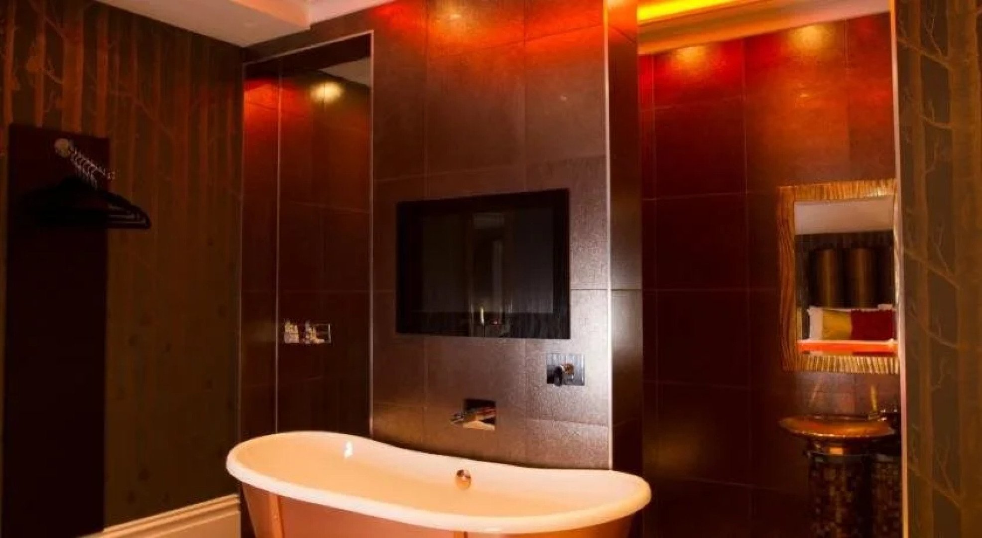 Mode Breck Apartments