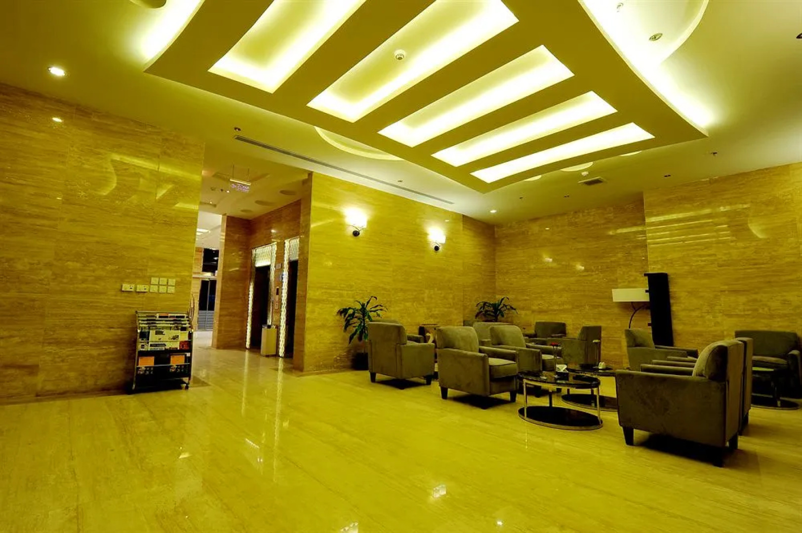 Hyatt Buyutat Apartment