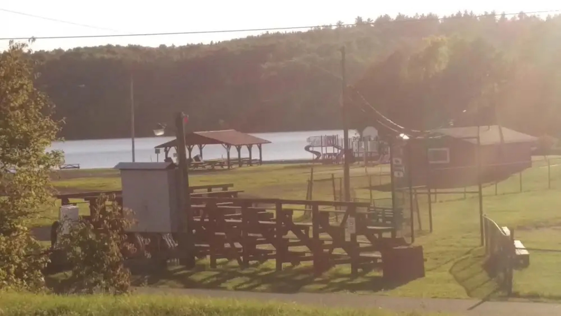 Bay Lake Inn (Frontiersman Motel)