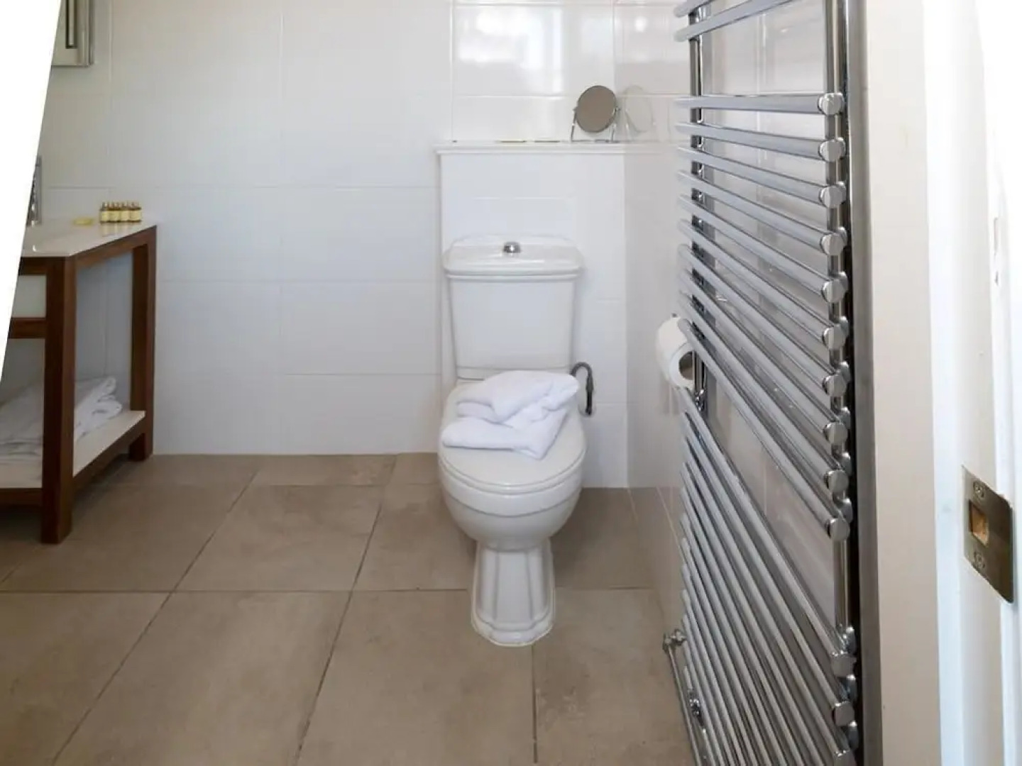 Three Horseshoes Inn