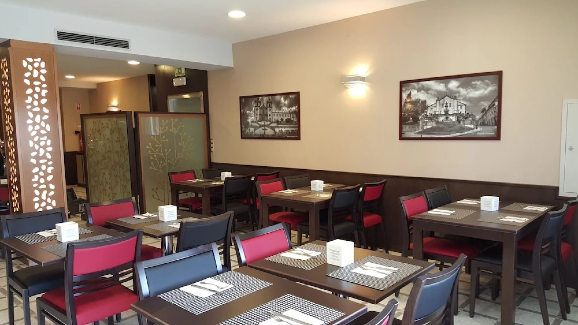 Hotel Feira Pedra Bela