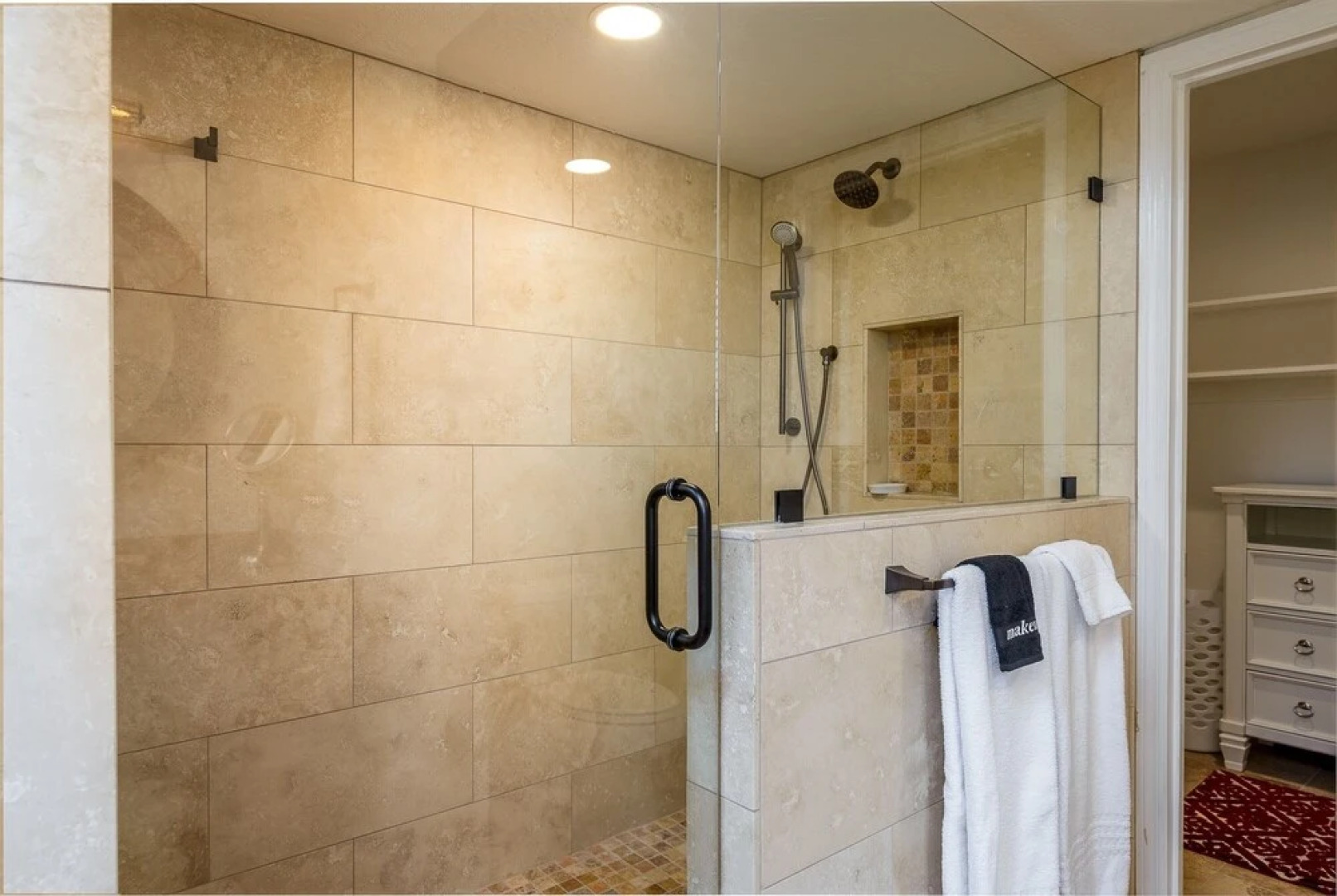 Full Circle Ranch 6 Bedroom Home