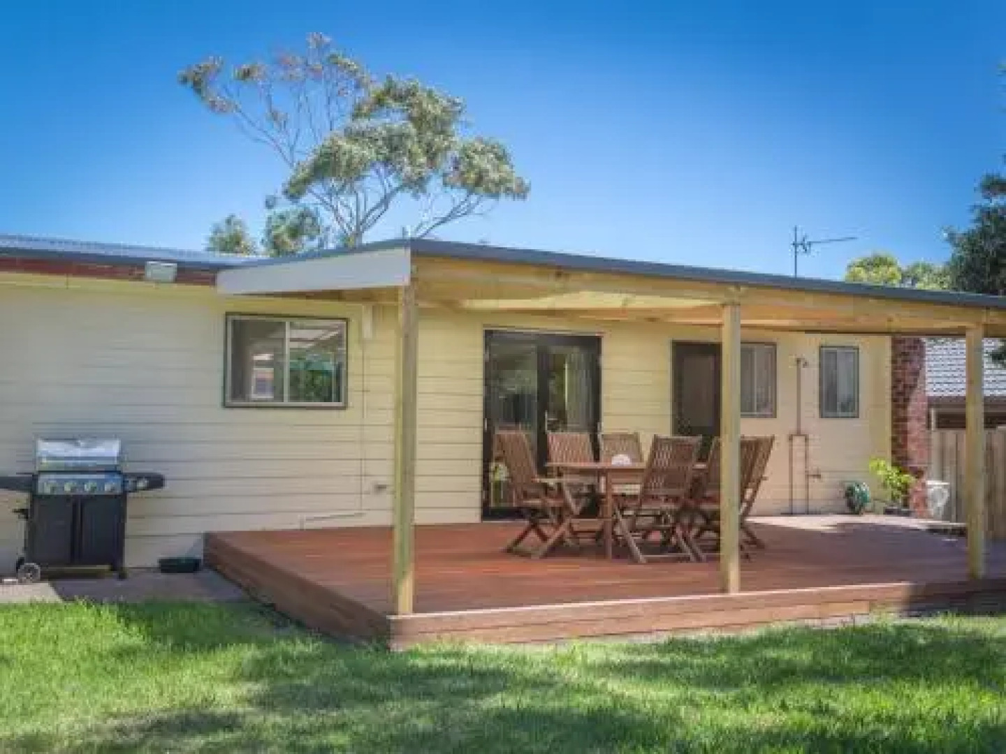 17 Broadbeach Drive - Free WiFi!