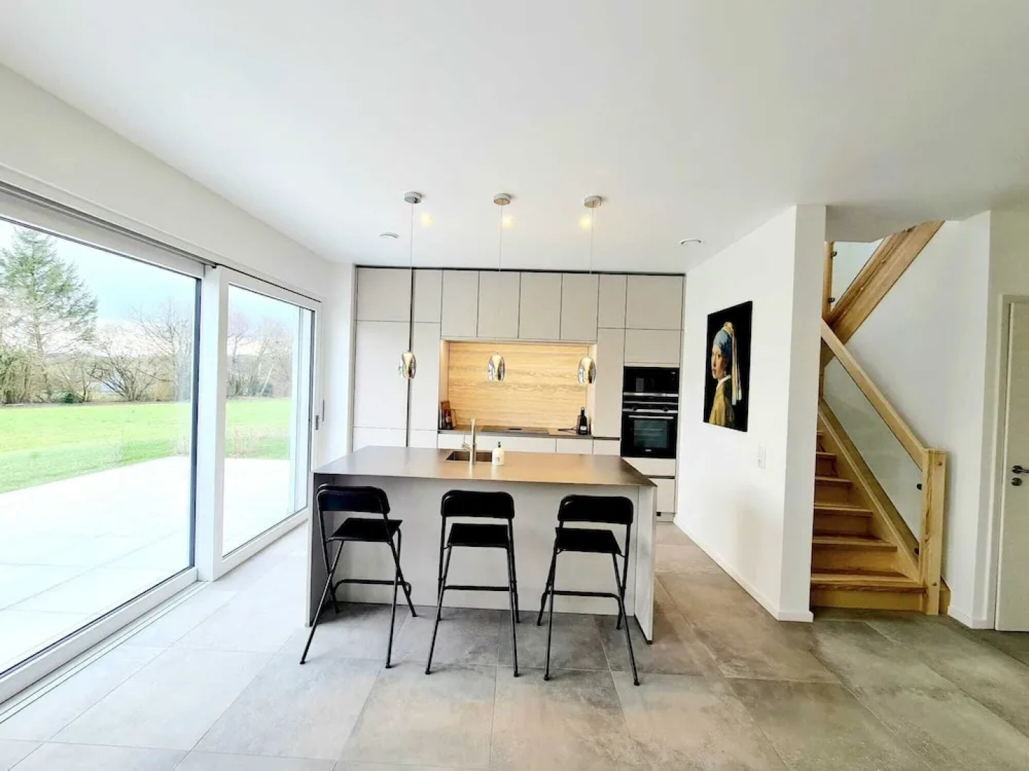 Luxurious 5 bedrooms house