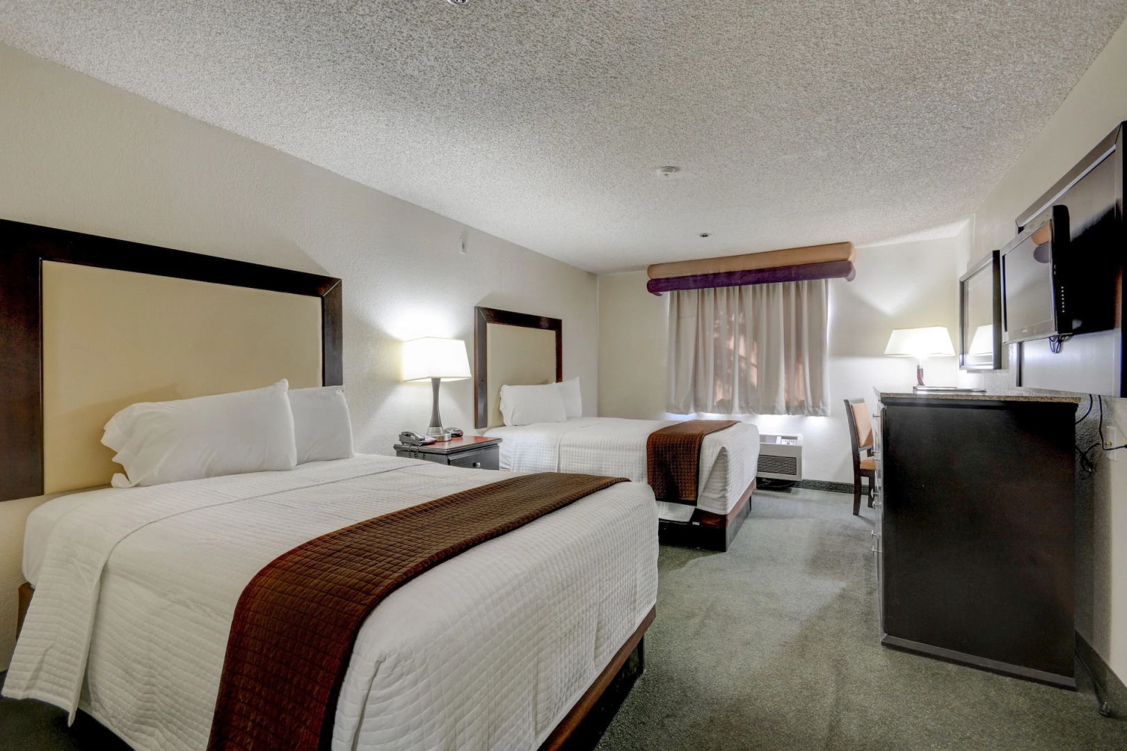 Hotel Jefe at Ojos Locos